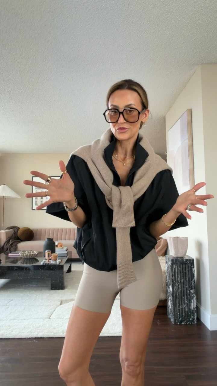 Back to Pilates and real life, here is a what I wore for today’s class🤸‍♀️

#LTKootd #LTKActive #LTKmorningroutine
