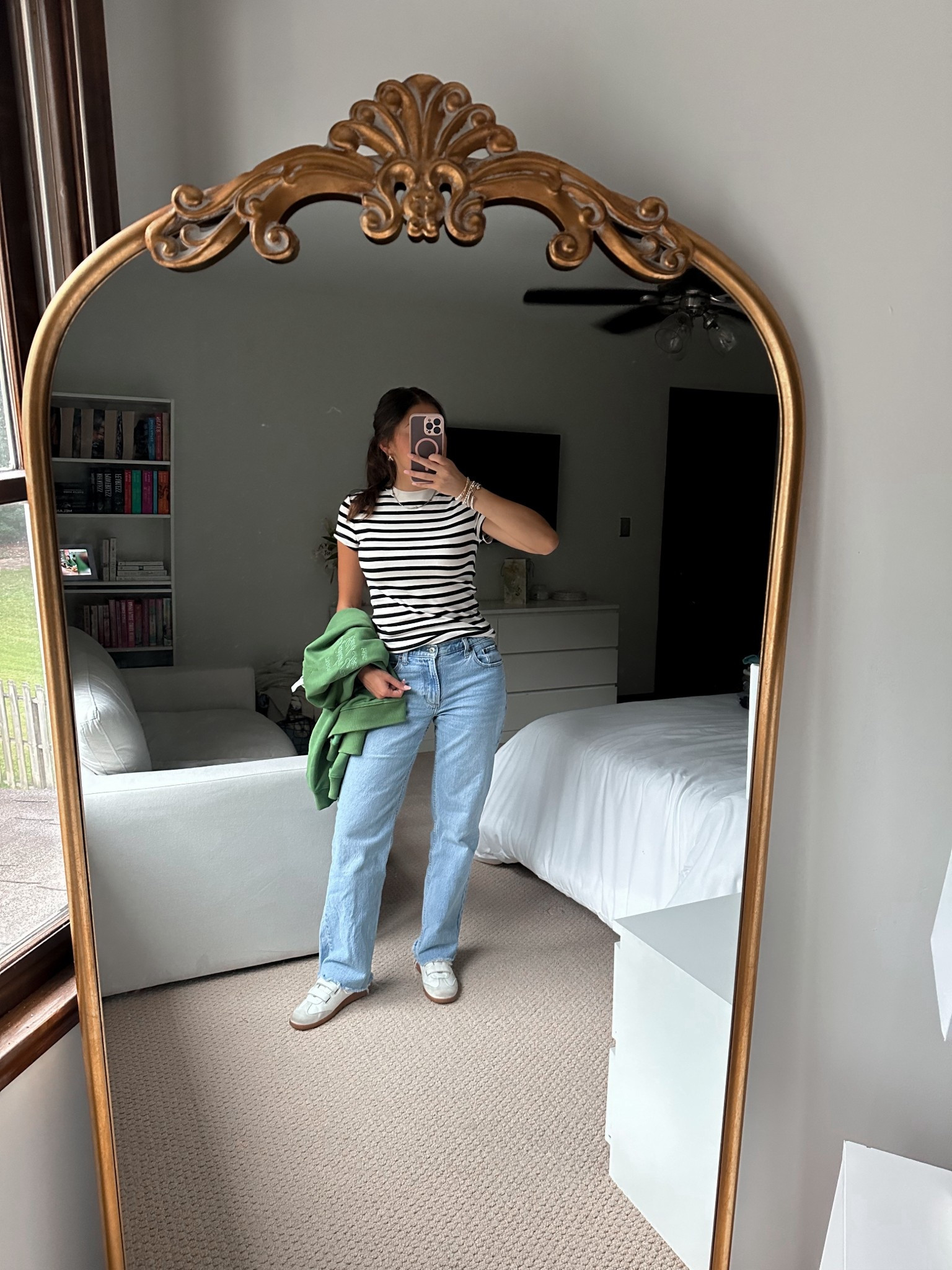 fall transition outfit inspo for a casual look! wearing a size xs top & size 26 jeans!

#LTKFindsUnder50 #LTKStyleTip #LTKShoeCrush