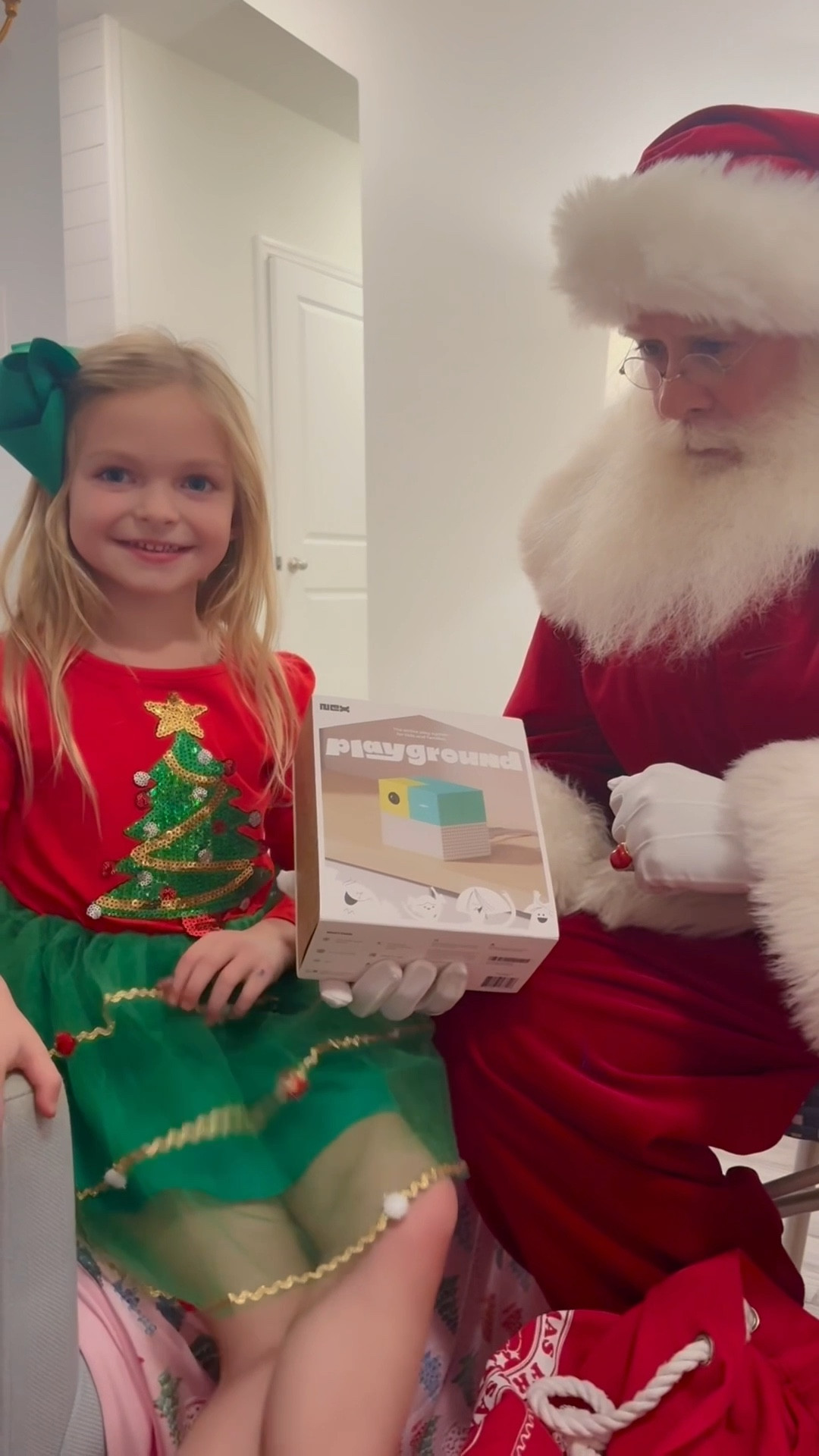 3 cheers for Nex Playground! 

 🎮 turns screen time into move-your-body time (your body is the controller - how cool is that?!
👨‍👩‍👧‍👦 the whole family can play (tons of games)
⏱️ perfect for after school / rainy days / “I’m bored” moments
😂 instant giggles + competition + memories



#LTKGiftGuide #LTKmomlife #LTKKids