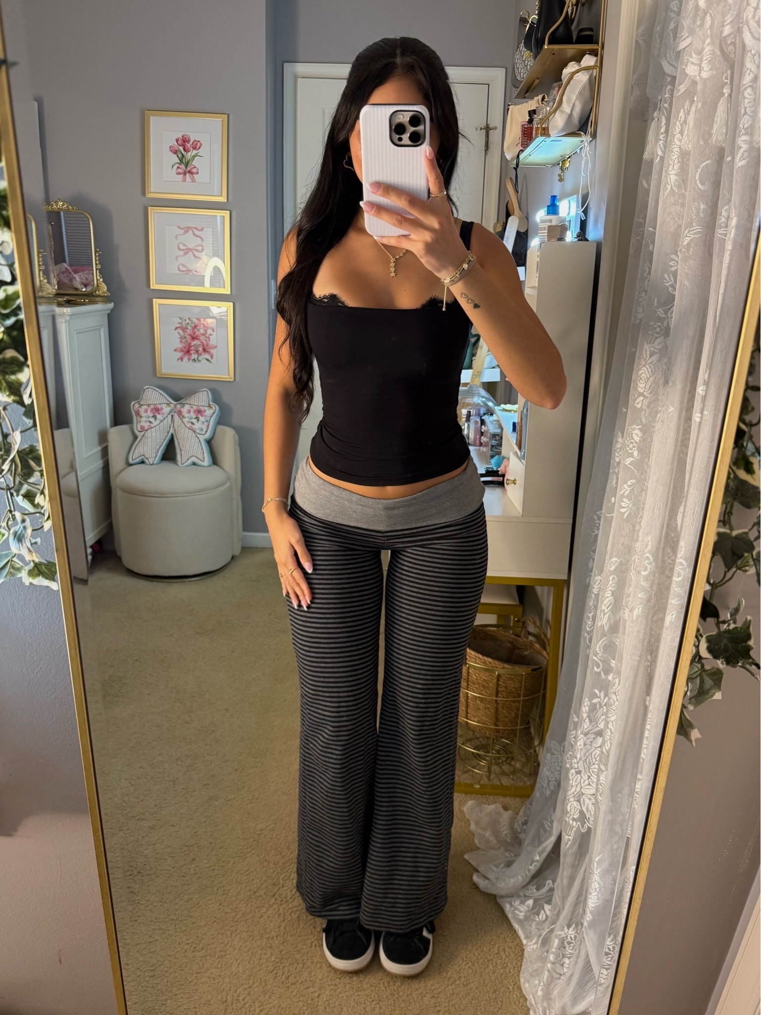 Size small🖤

#LTKootd #LTKgrwm #LTKSeasonal