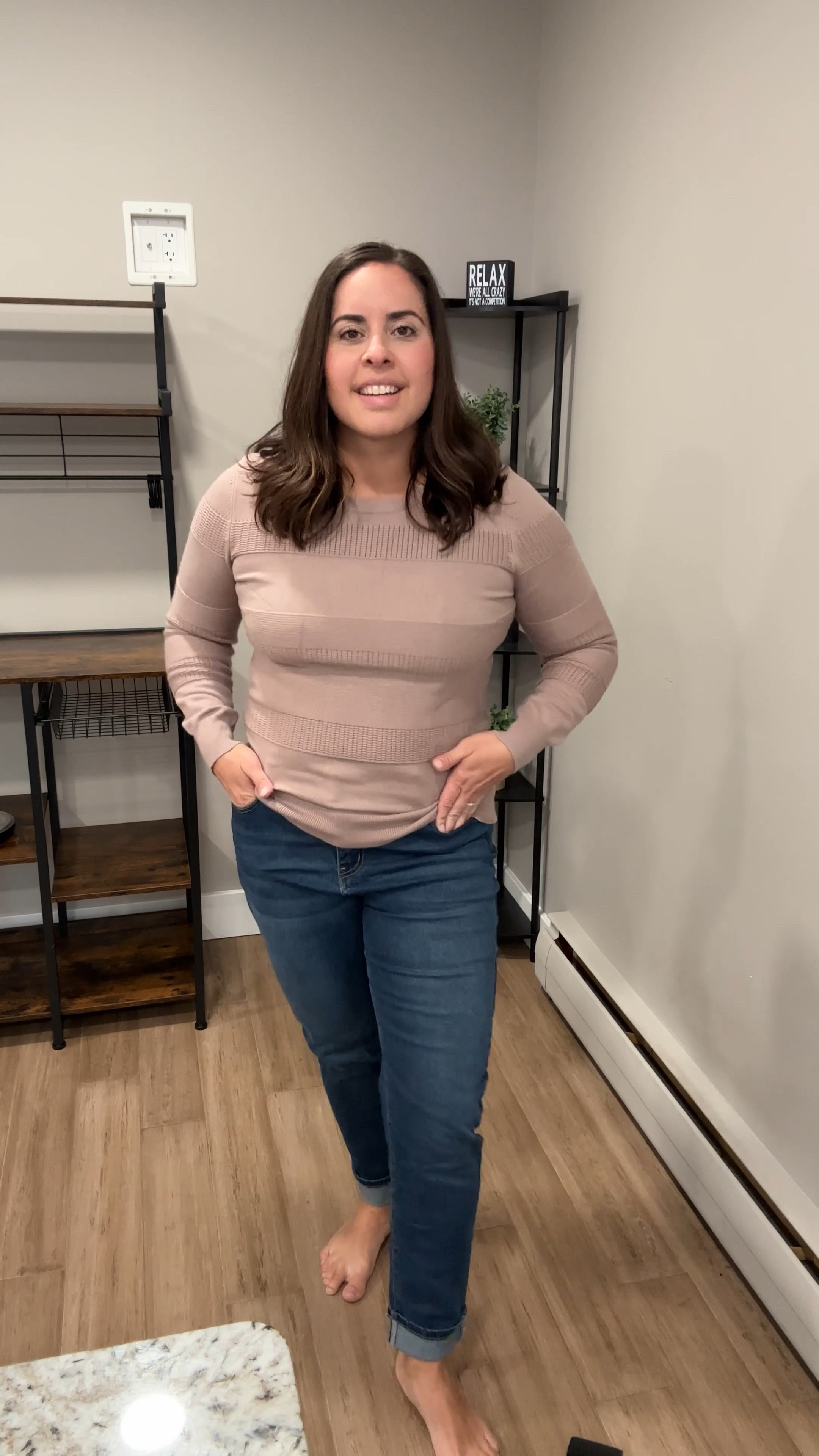 Fall outfit on a midsize body
Jeans size Large
Sweater size Largee

#LTKVideo #LTKFindsUnder50 #LTKMidsize