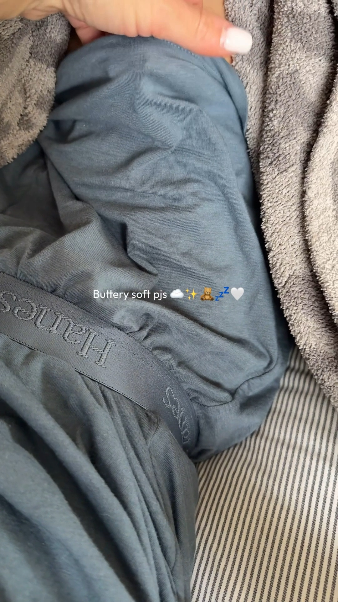 The softest set I own — lightweight, cozy, and under $30 🤍
Simple, comfortable, and on repeat.
Fit:
Xs 


hanes pajama set
hanes pj set
affordable pajamas under $30
buttery soft pajamas
soft lounge set women
cozy sleepwear set
lightweight pajamas
everyday loungewear
comfortable pj set
budget friendly loungewear
amazon pajamas dupe style
minimal lounge set
neutral pajama set
stay at home outfit
cozy night routine

#LTKMothersDay #LTKootd