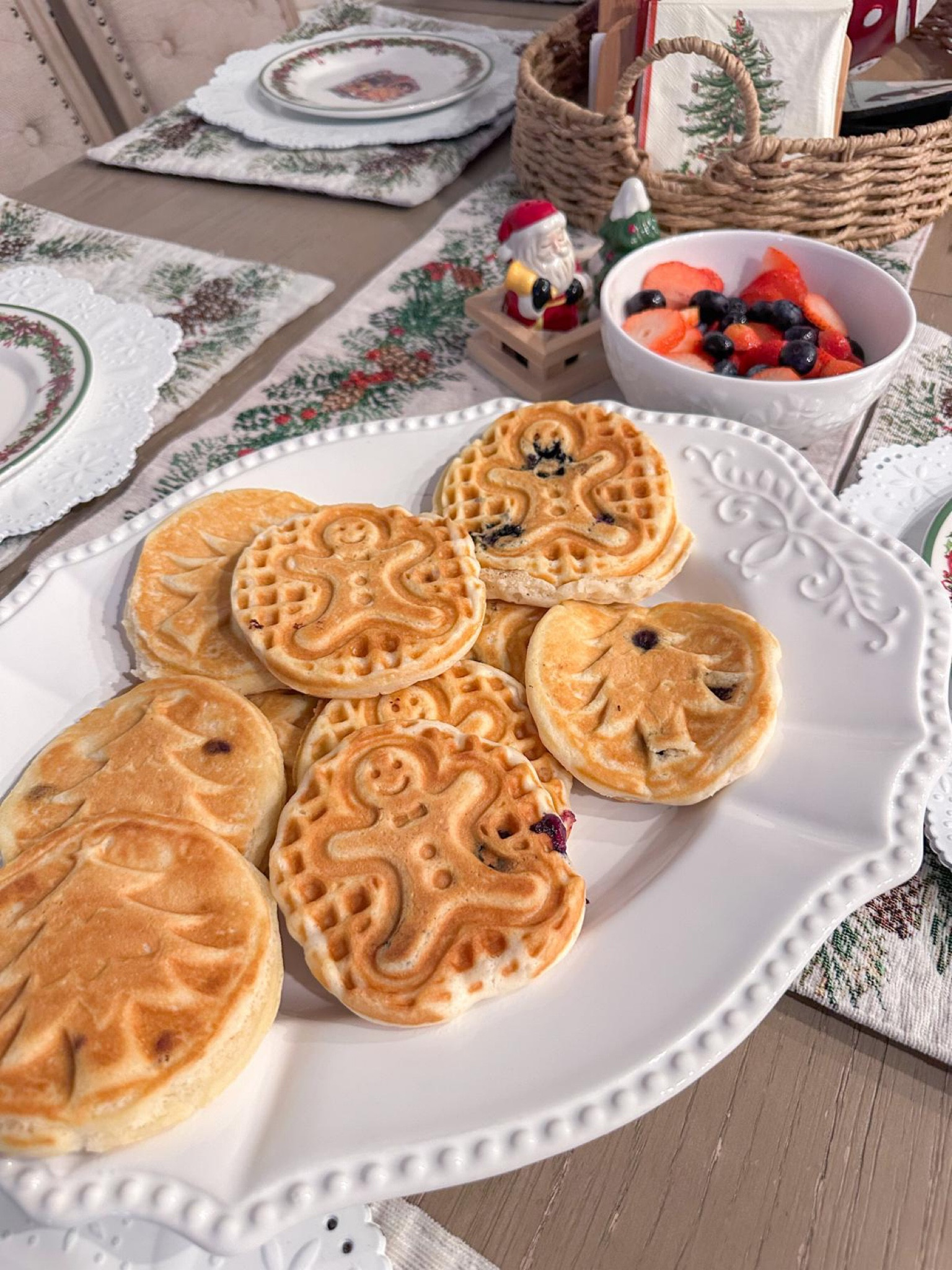 So fun and perfect for Christmas ✨


#LTKHoliday #LTKHome #LTKSeasonal