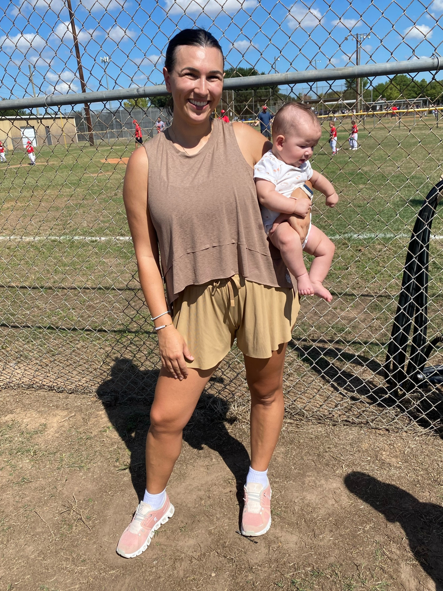 Tank: medium
Shorts: large
On running shoes: tts

#LTKfitness #LTKshoecrush