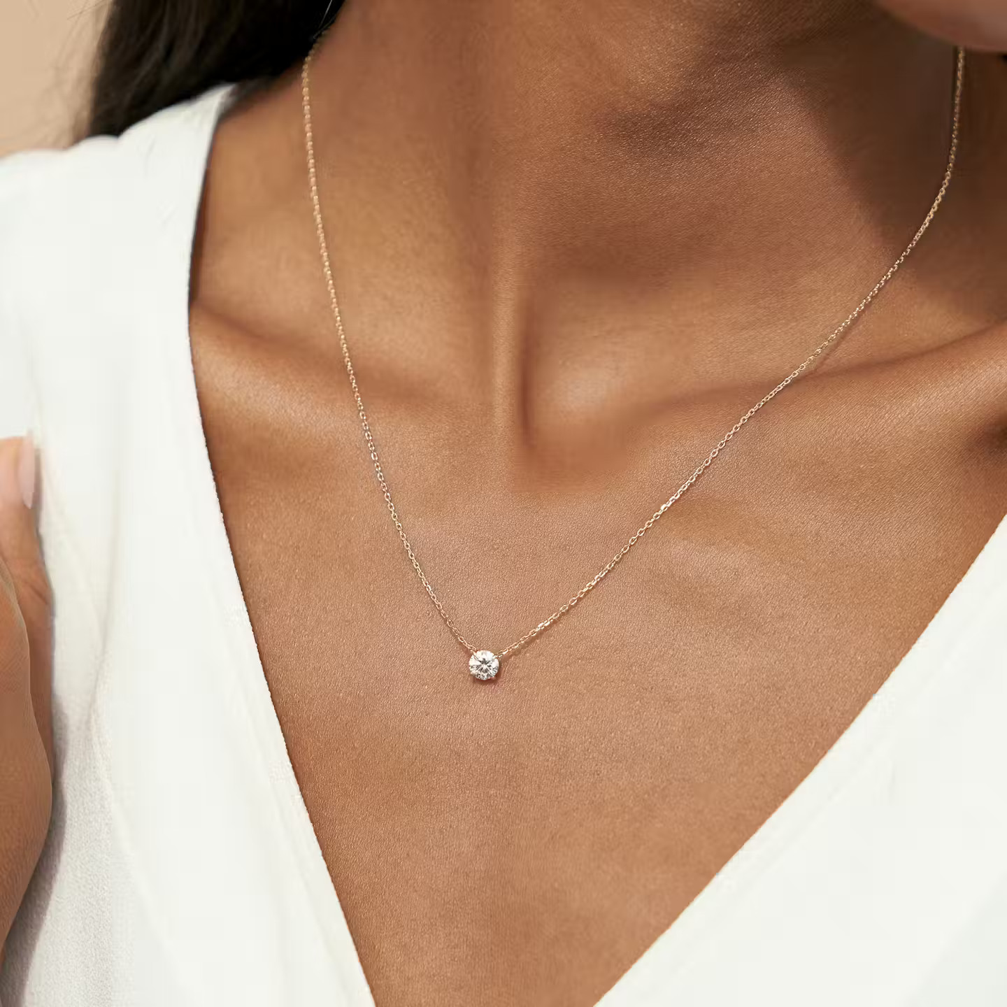 Solitaire Diamond Necklace | Sustainably created diamonds | VRAI | Vrai and Oro