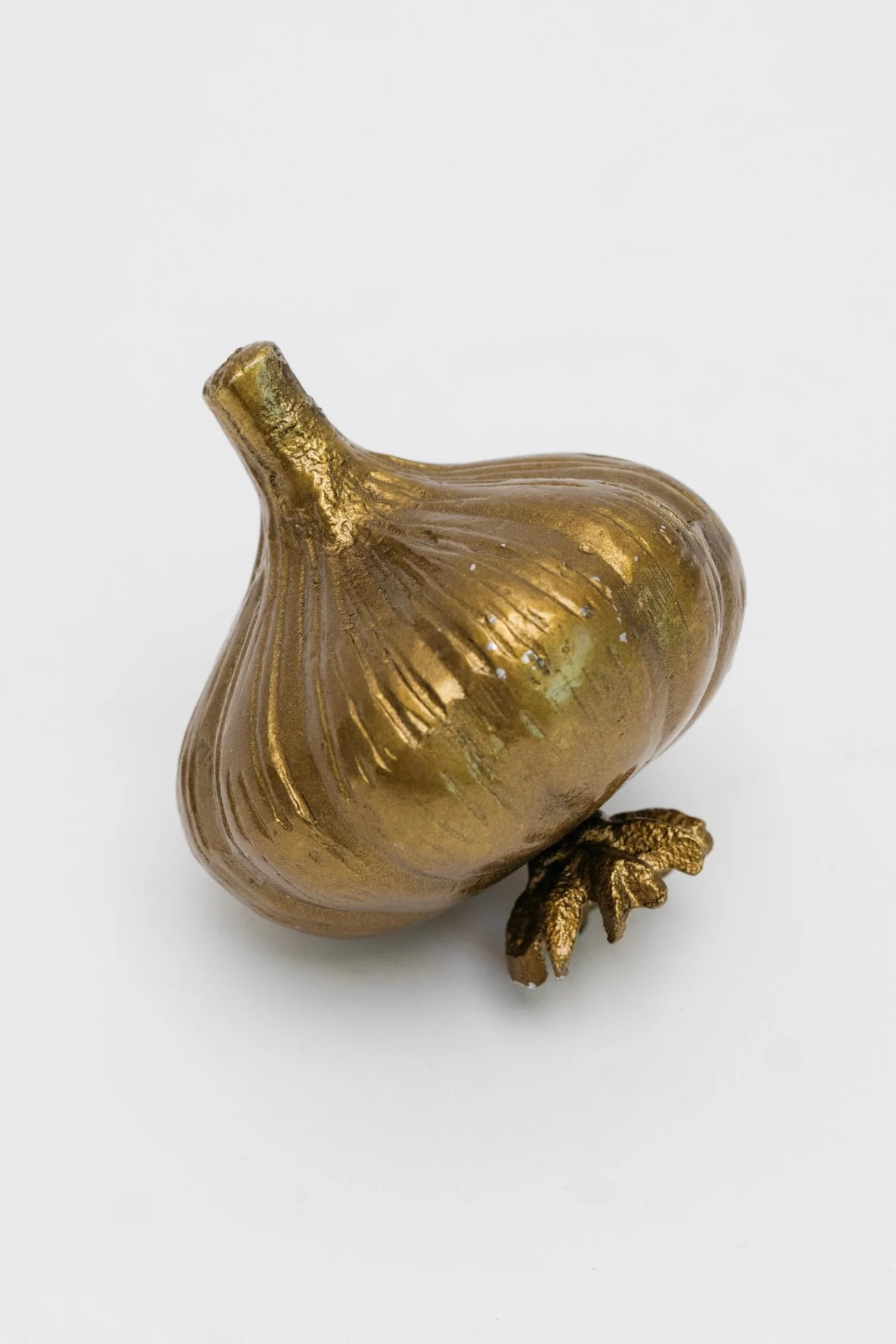 Antique Gold Metal Garlic | THELIFESTYLEDCO