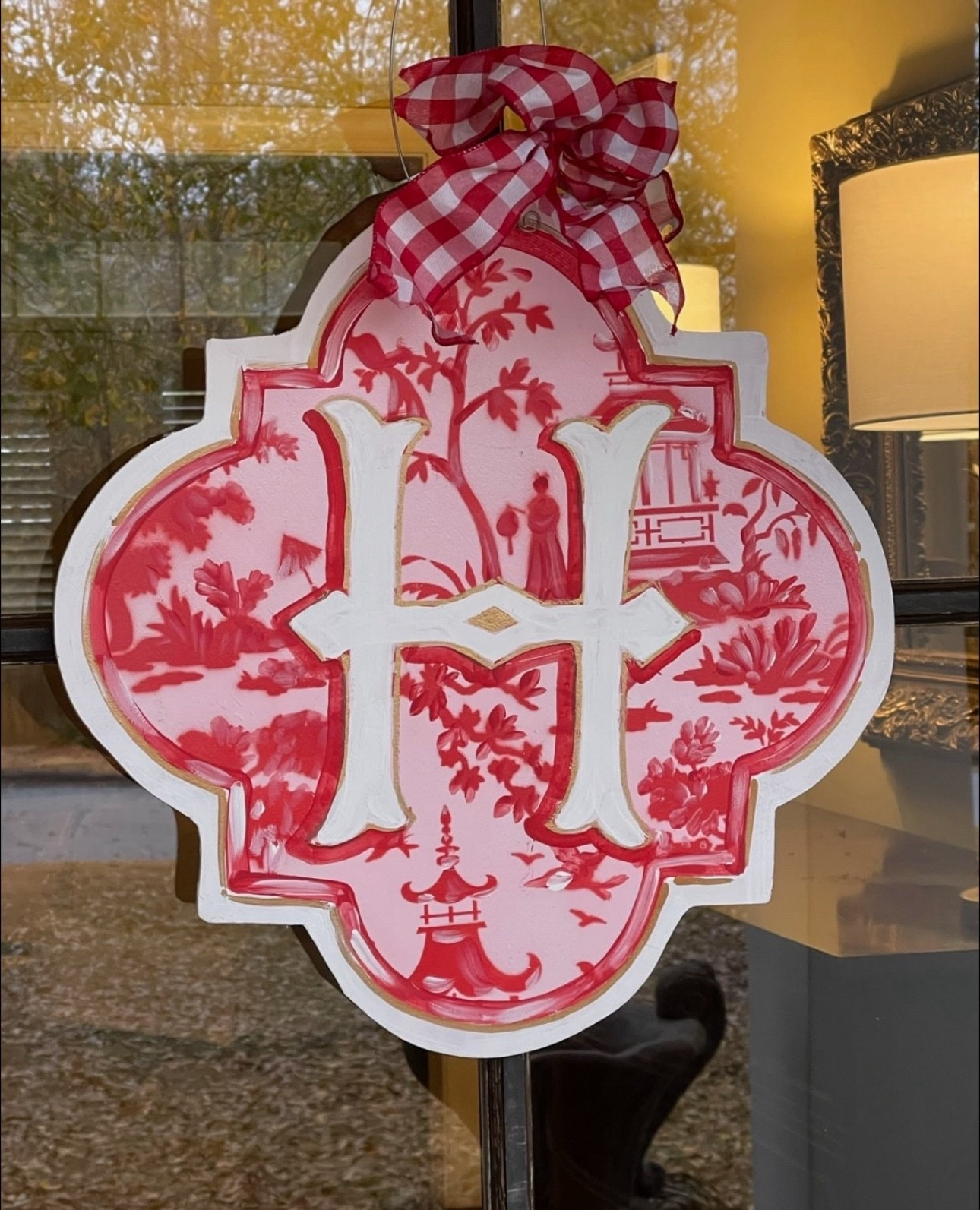 Get out of here!!! How perfect is this in general..not even mentioning Valentines!! 😍🤍

#LTKHome #LTKFindsUnder50 #LTKSeasonal