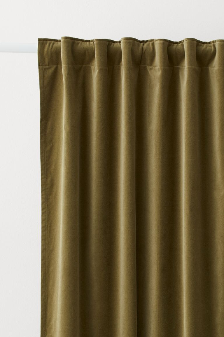 2-pack Velvet Curtain Panels | H&M (US + CA)