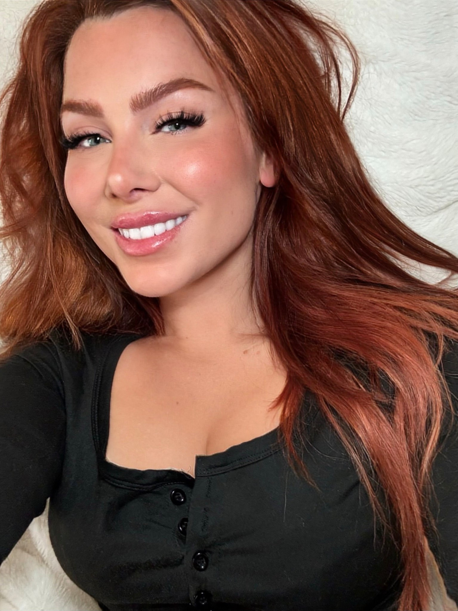 Makeup routine. Beauty. Makeup tutorial. 

#LTKdayinmylife #LTKBeauty #LTKSaleAlert