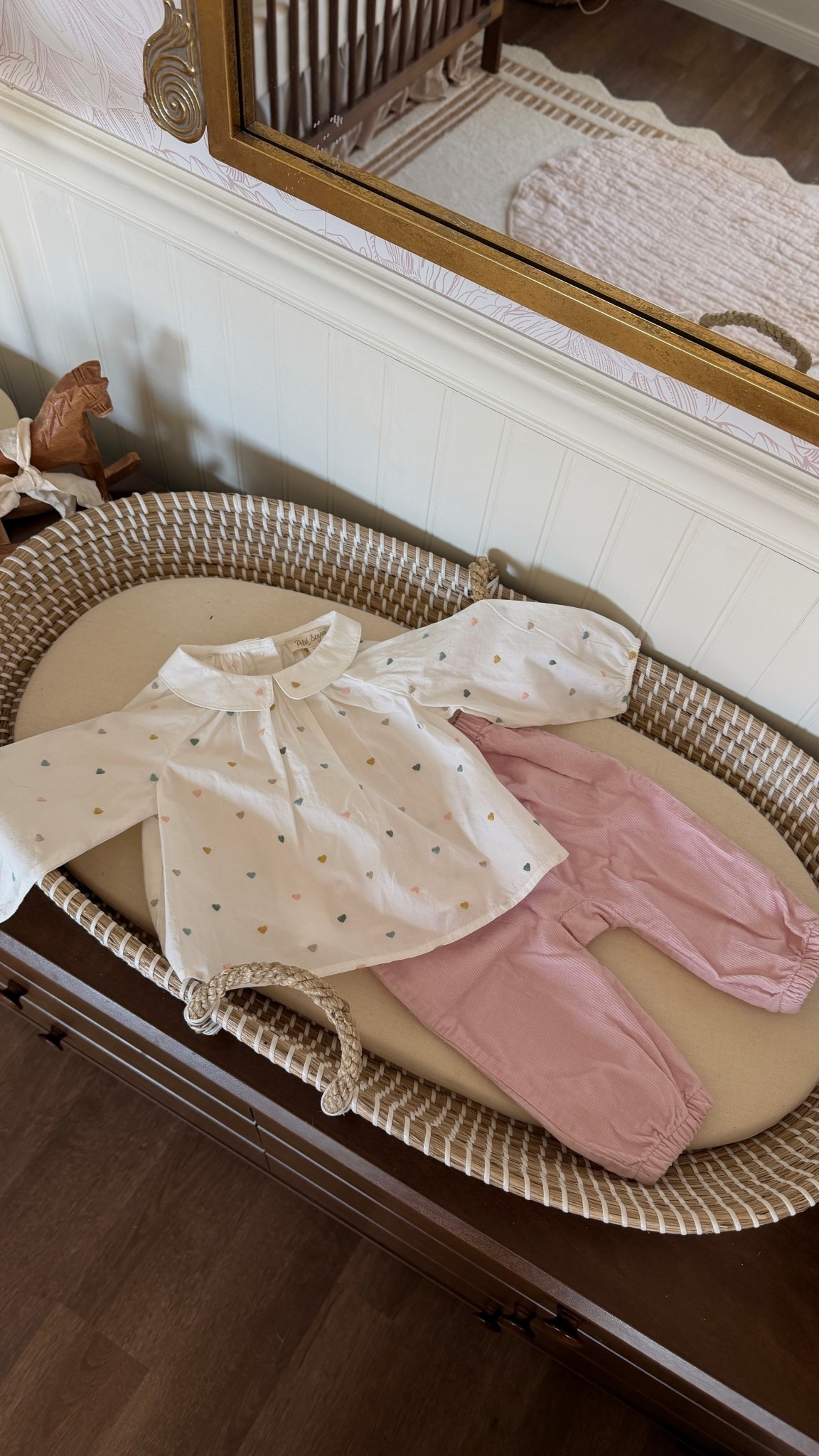 top - sezane
bottoms - gap sold out linked similar 