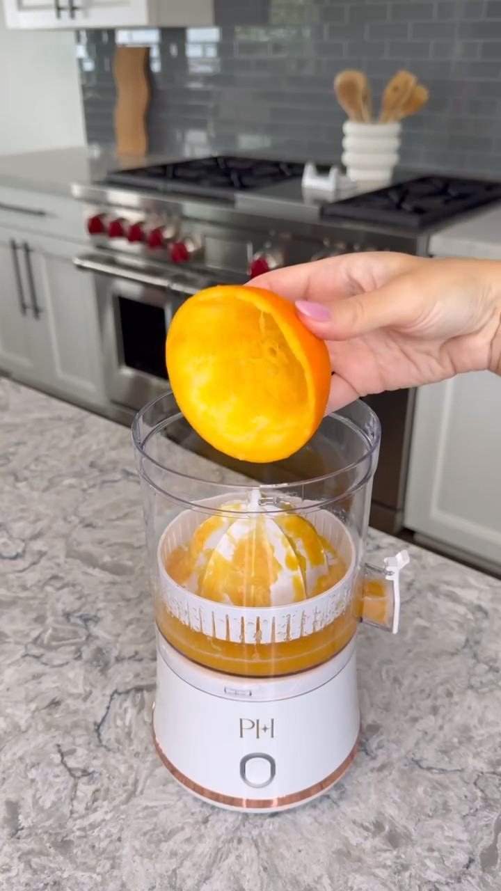 Amazon Mini Portable Juicer

#amazonhome #kitchengadgets

#LTKHome #LTKSaleAlert #LTKmorningroutine