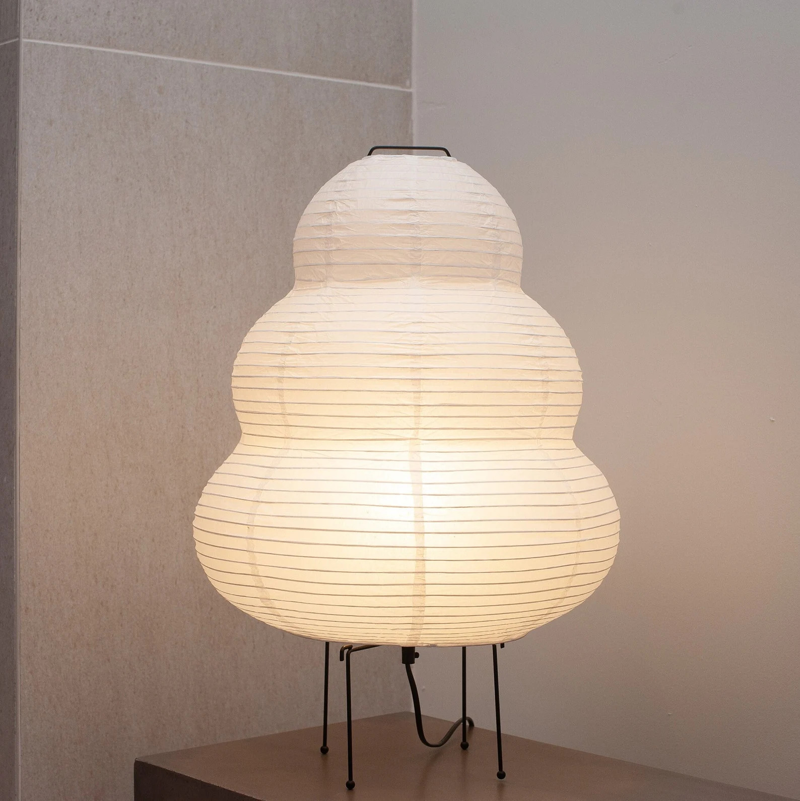 Noguchi Floor Lamp inspired •Akari Lamp • Japanese Paper Lantern• Table/Floor Paper Lamp ... | Etsy (US)