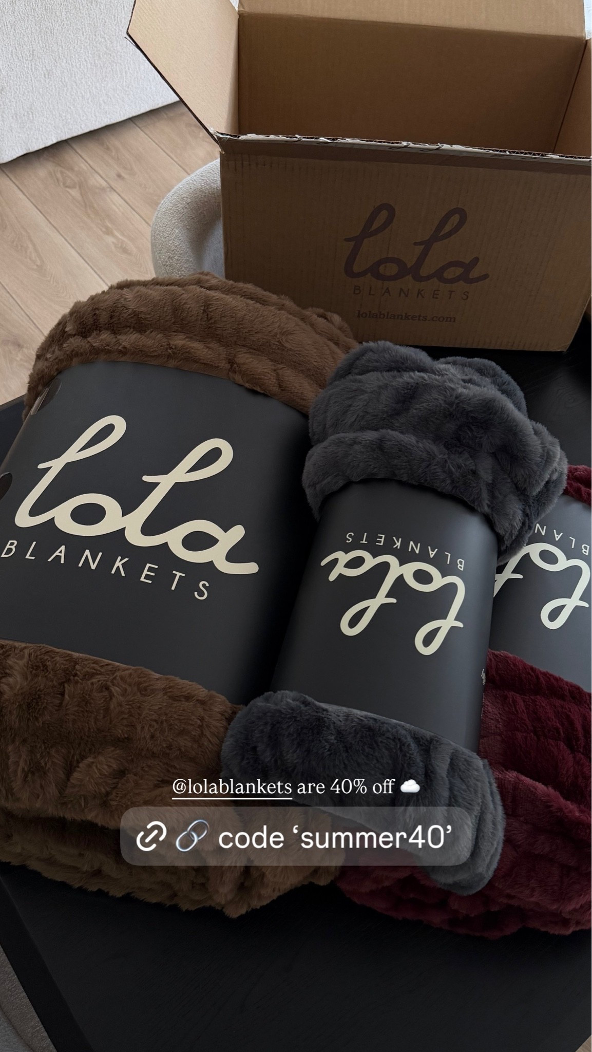 Lola blanket sale! 40% off

#LTKHome #LTKselfcare