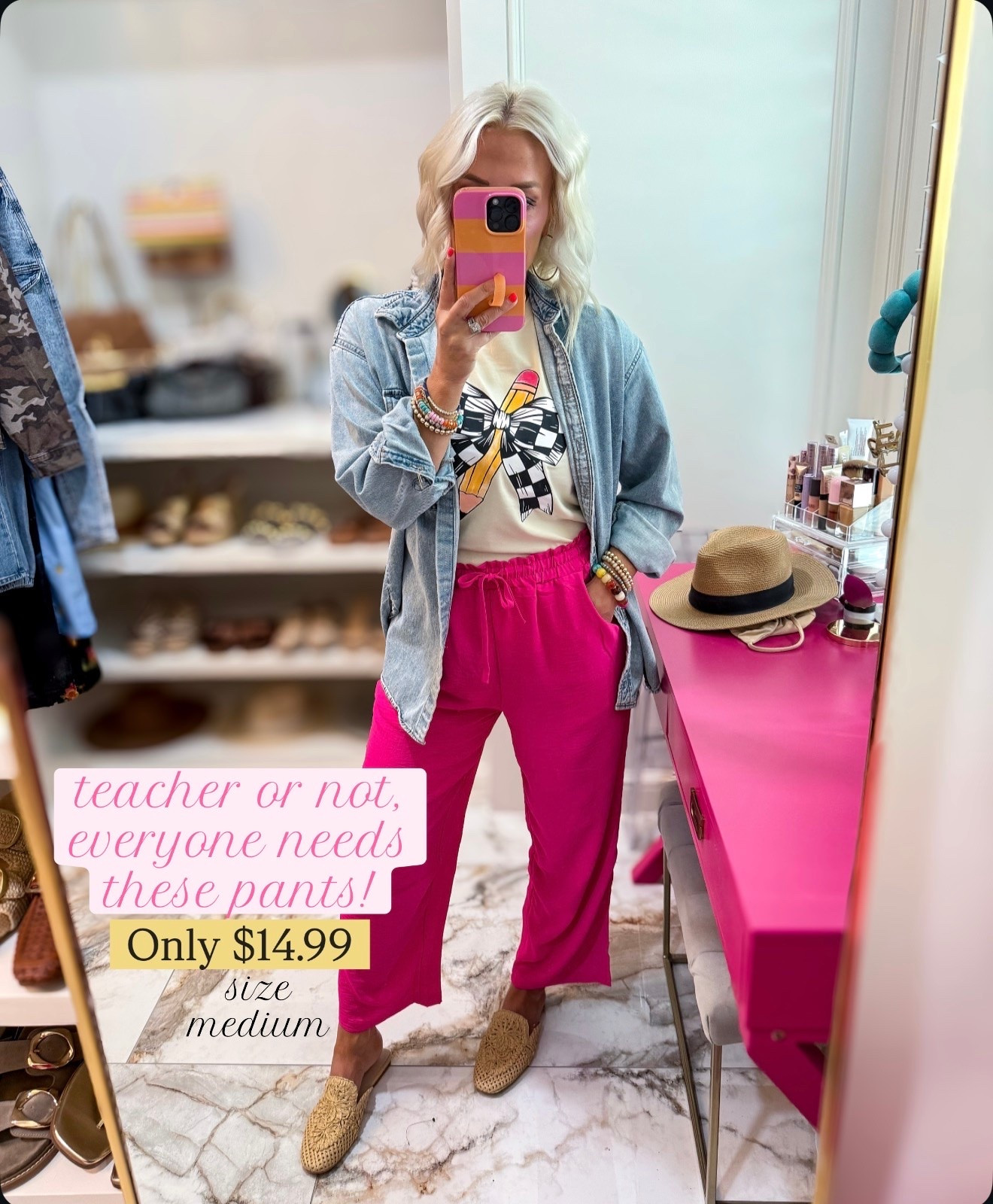 These pants are amazing yall! Size medium 
Also love this teacher outfit