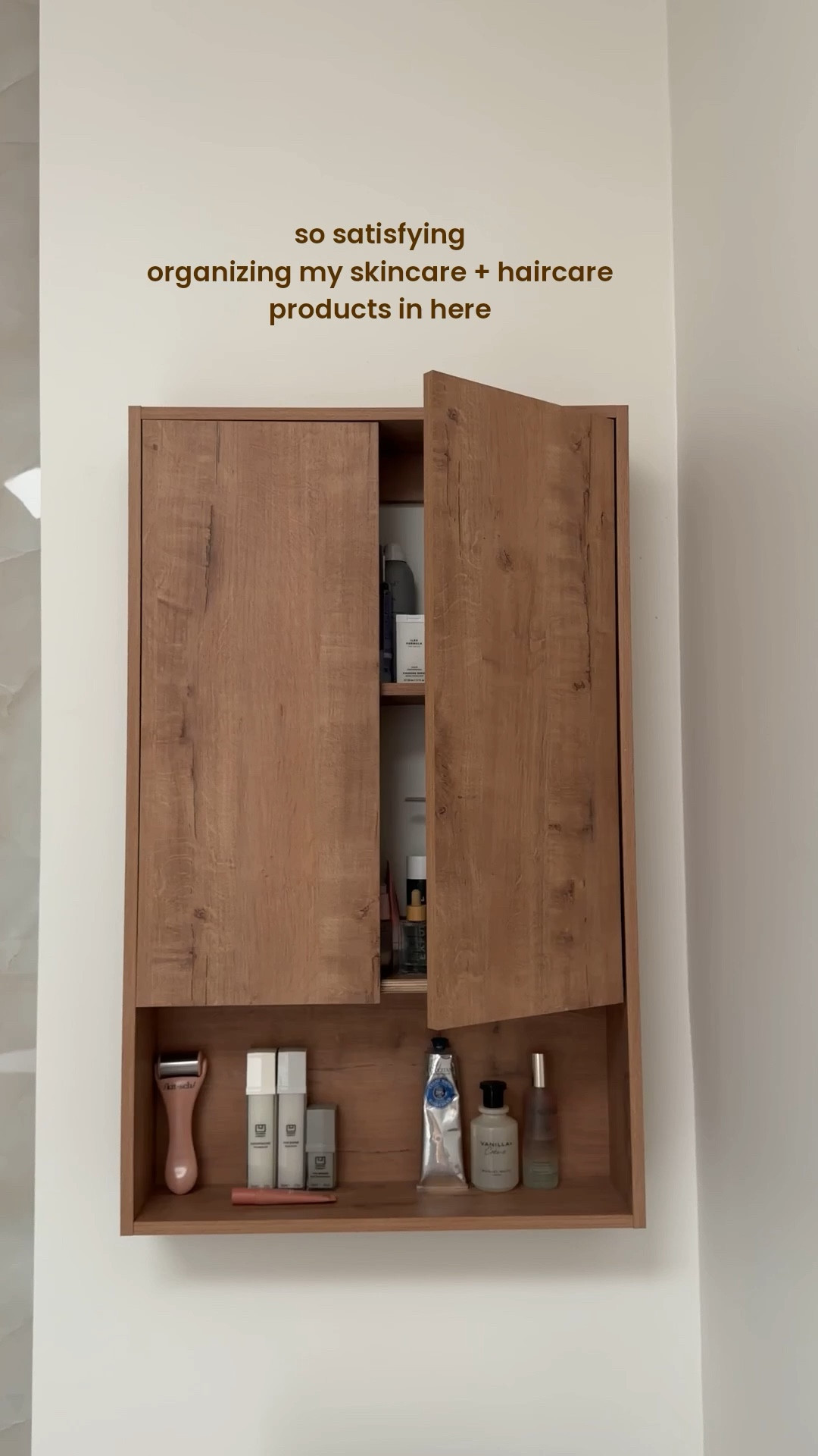 

WAYDAY SALE IS HERE! 

home organization find 

loving my wall-mounted cabinet to store all of my skincare / haircare products in. On major sale! Linked some other aesthetic storage options / shelving. It was between this and chrome shelving.. linked both! 

Wayfair find
WayDay 
Wayfair 
Skincare routine 
Nighttime routine 
Home decor 
Shelving 
Spring cleaning 
Home organization 
Bathroom storage 
Skincare organization 
Haircare organization 
Home finds 

 



#LTKSaleAlert #LTKHome #LTKselfcare