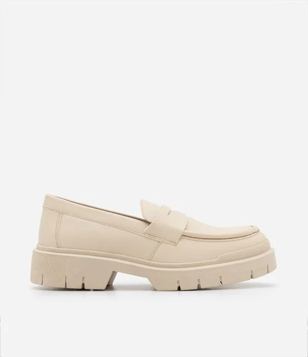 Sapato Loafer em Couro Bege | Renner (BR)