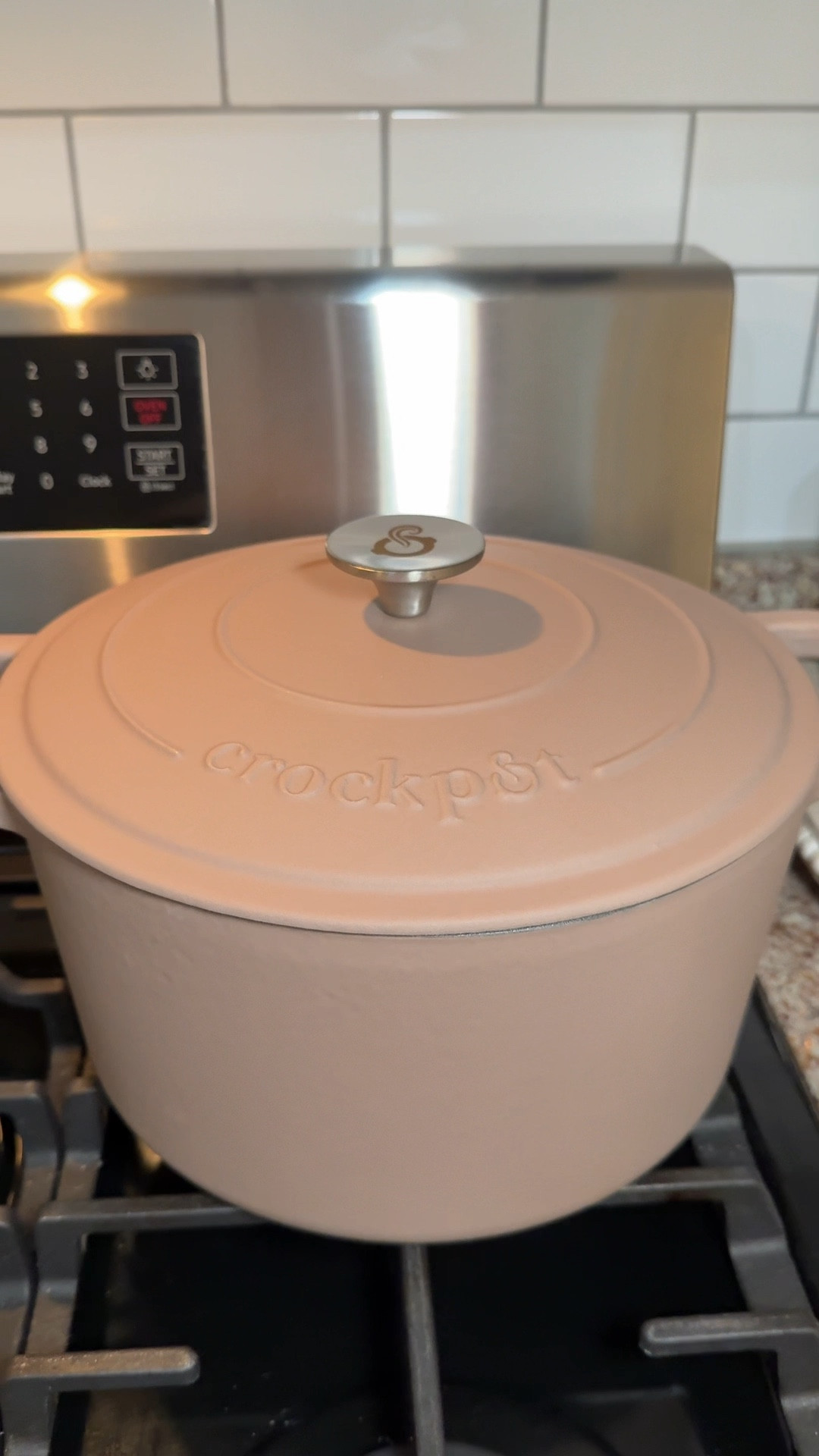 Unboxing my new Crockpot Dutch oven! It’s soup season & I’m so excited to use this 🤭

pink Dutch oven, pink crockpot, cooking, unboxing, le creuset dupe, affordable cookware 

#LTKHome #LTKFindsUnder100