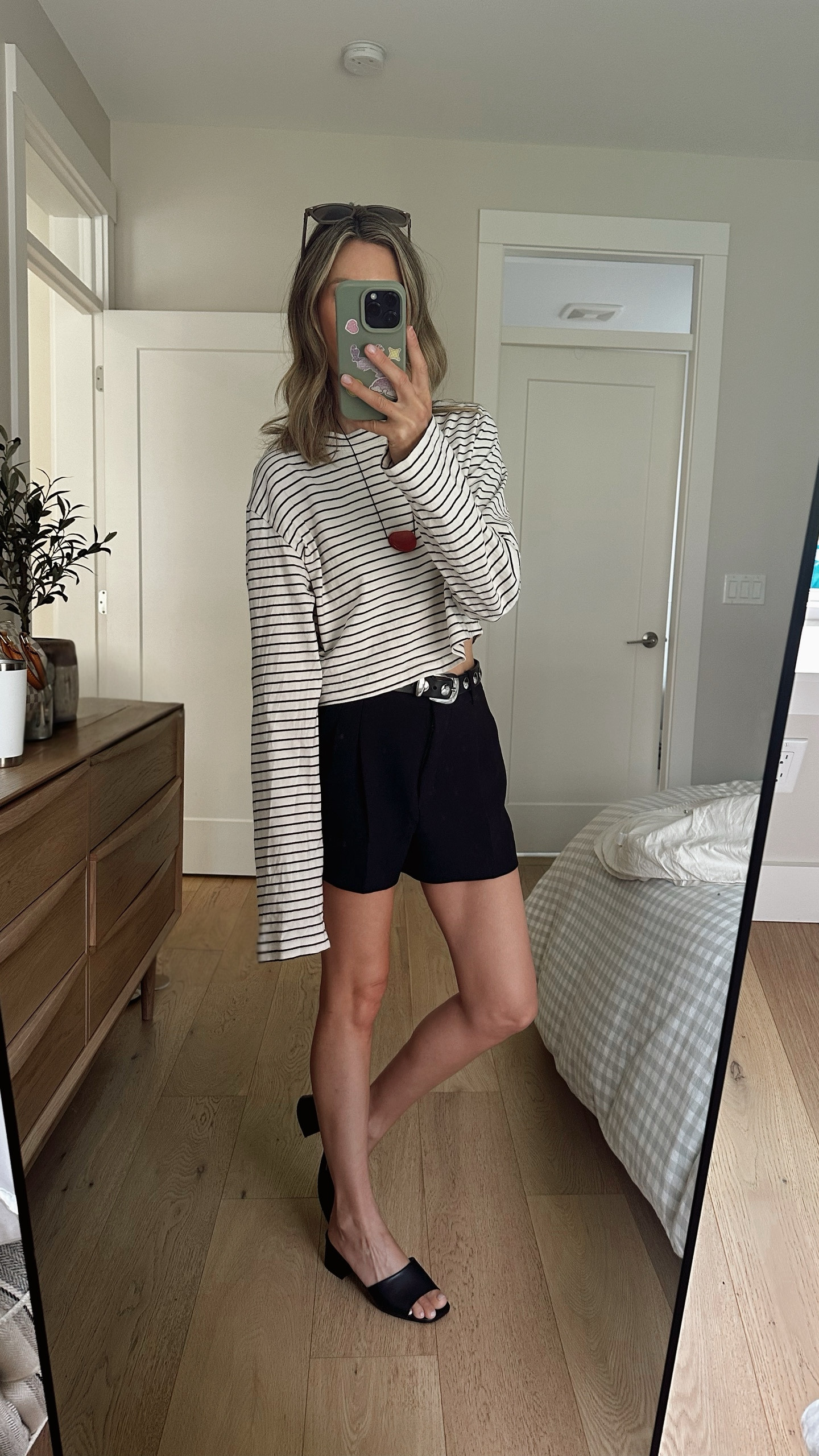 Thursdays OOTD 

Wearing an xxs in the jacket. Exact top is sold out but linked a very similar fit from the same retailer

Shorts are on sale till tomorrow! Wearing a 2 for a looser fit 

#LTKstyletip #LTKcanada #LTKsummer