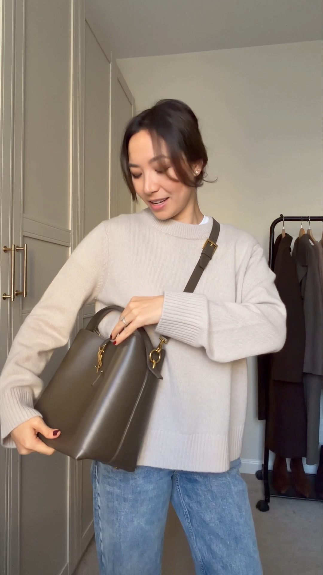 Use code JASMINERICKS for your first month free at Vivrelle 