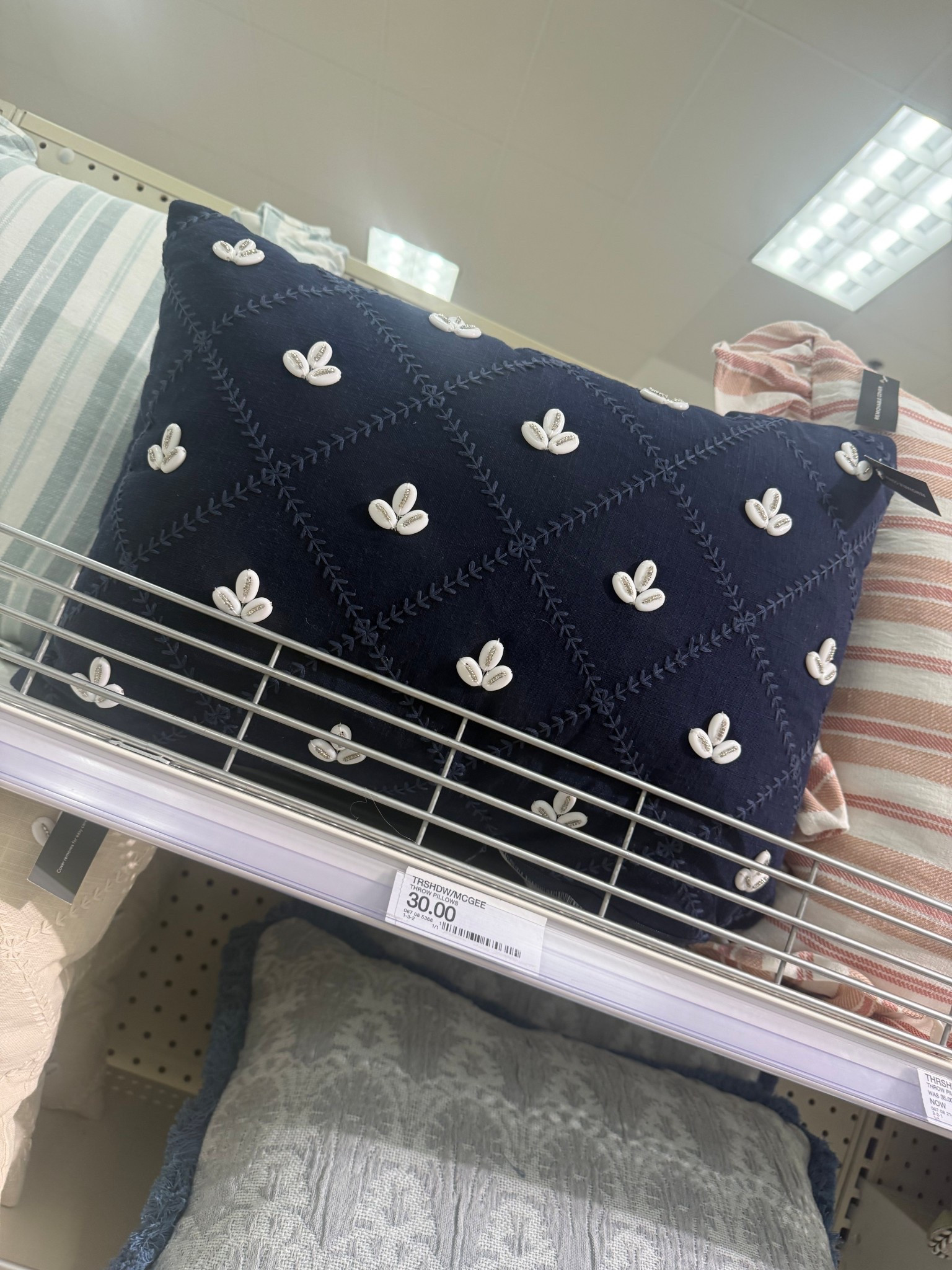 Loving this little throw pillow for the summer from Target! 

Throw pillows, bedding, summer bedding, Memorial Day, target, target bedding, coastal home decor, summer home decor 

#LTKHome #LTKMothersDay
