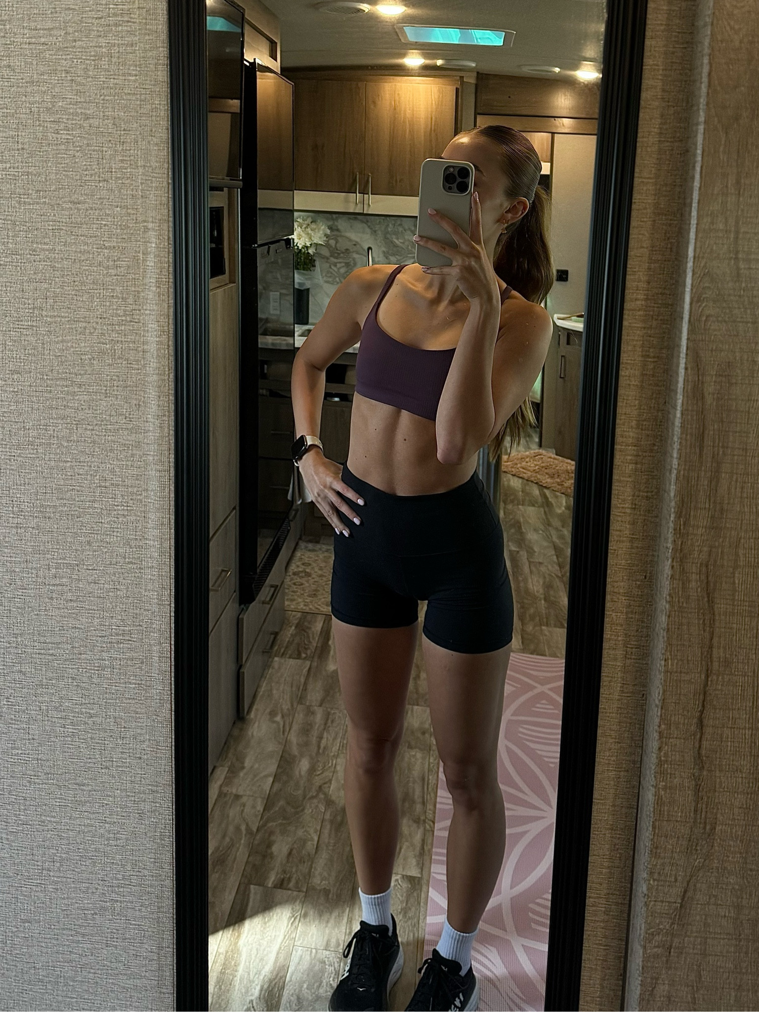 wearing size 2 in top & 4 in bottoms !