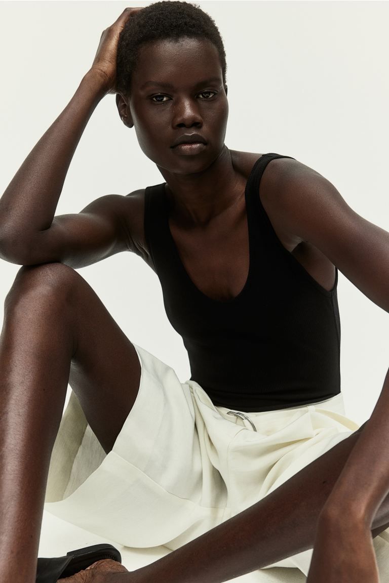 Ribbed Thong Bodysuit - Low-cut Neckline - Sleeveless - Black - Ladies | H&M US | H&M (US + CA)