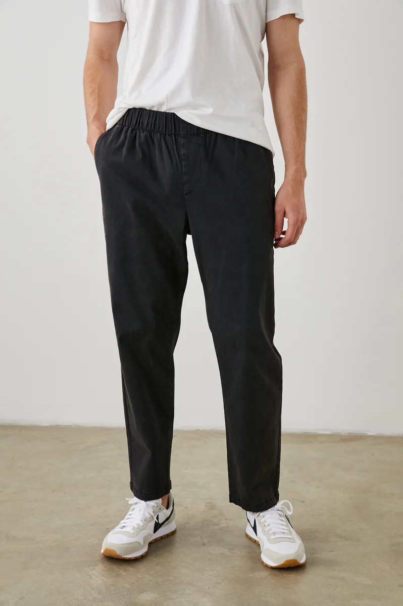 JULIAN PANT - WASHED BLACK | Rails