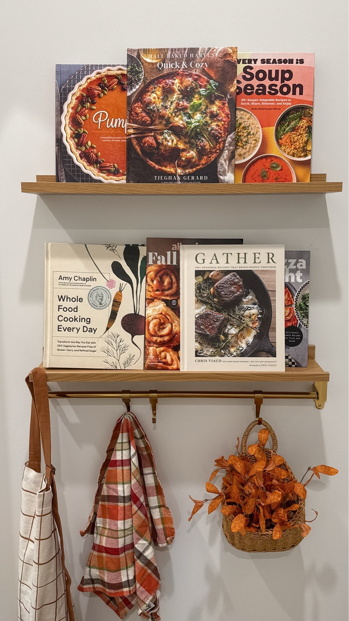 My fall cookbook wall is complete! I love this little corner of my kitchen, it’s so fun to change up every season! Shelves and gold hanging rod are Amazon!

Home decor, fall decor, cozy

#LTKHome