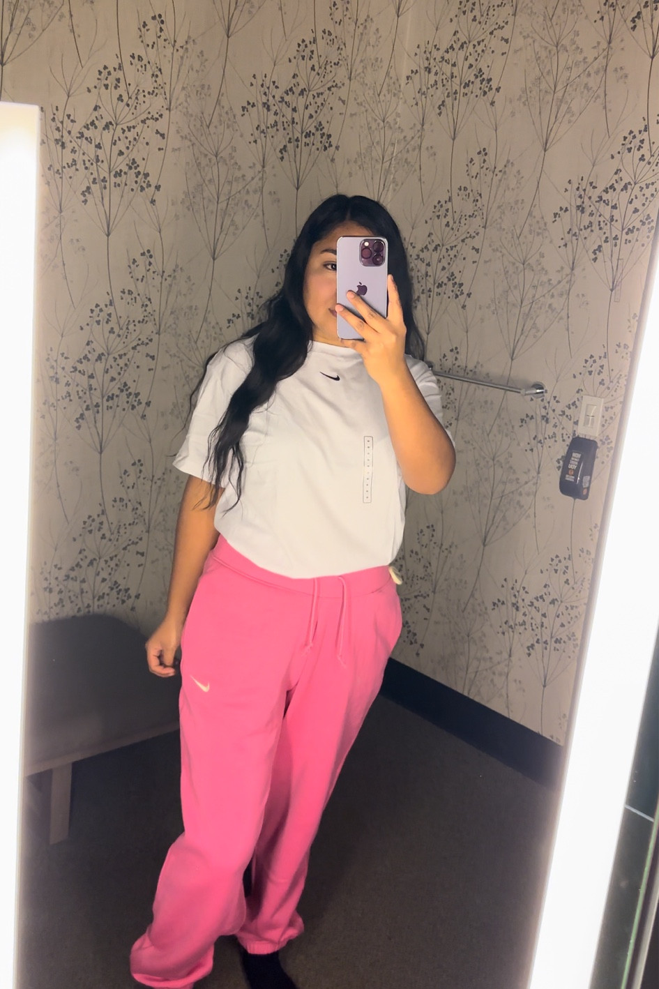 Pink Nike Sweats! 💓

#LTKunder100 #LTKtravel #LTKSeasonal