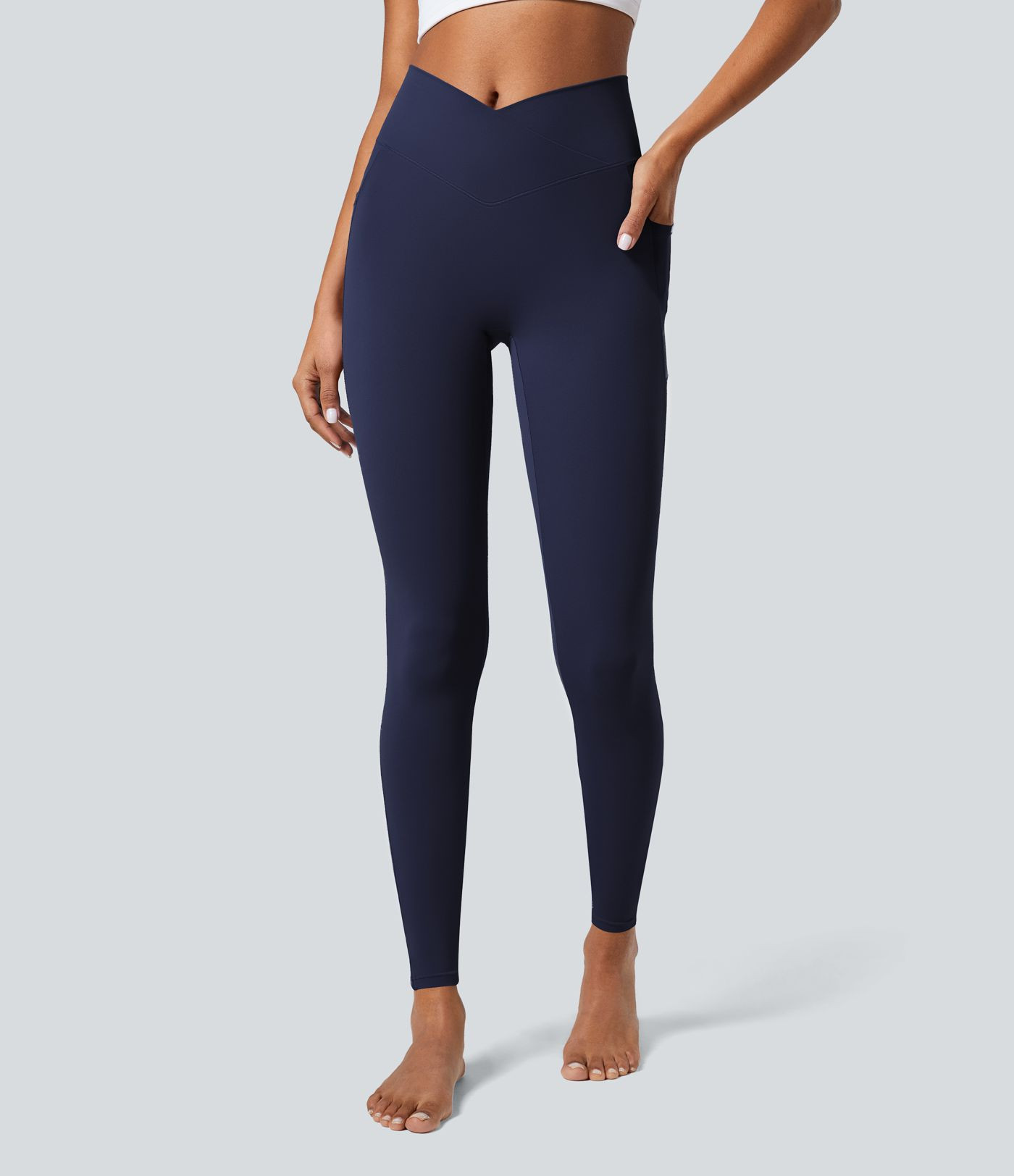 Women’s SoftlyZero™ Crossover Pocket Plain Leggings-UPF50+ - Halara | Halara UK