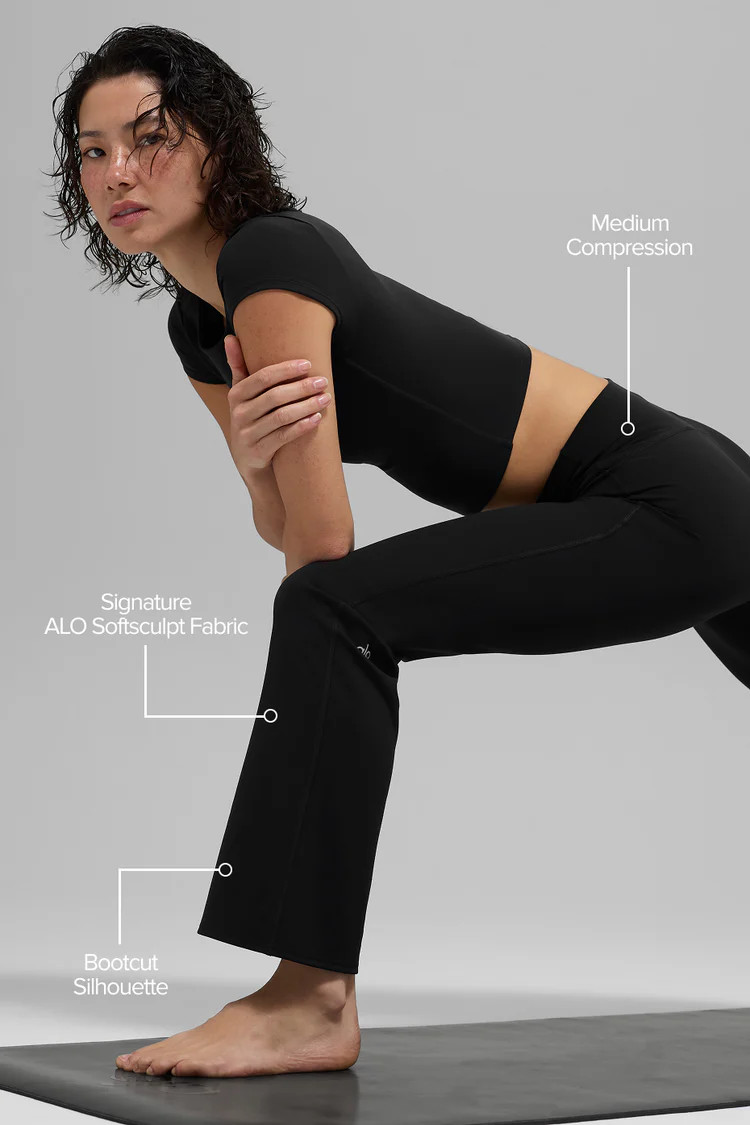 ALO Softsculpt High-Waist 7/8 Bootcut Legging | Alo Yoga (US)