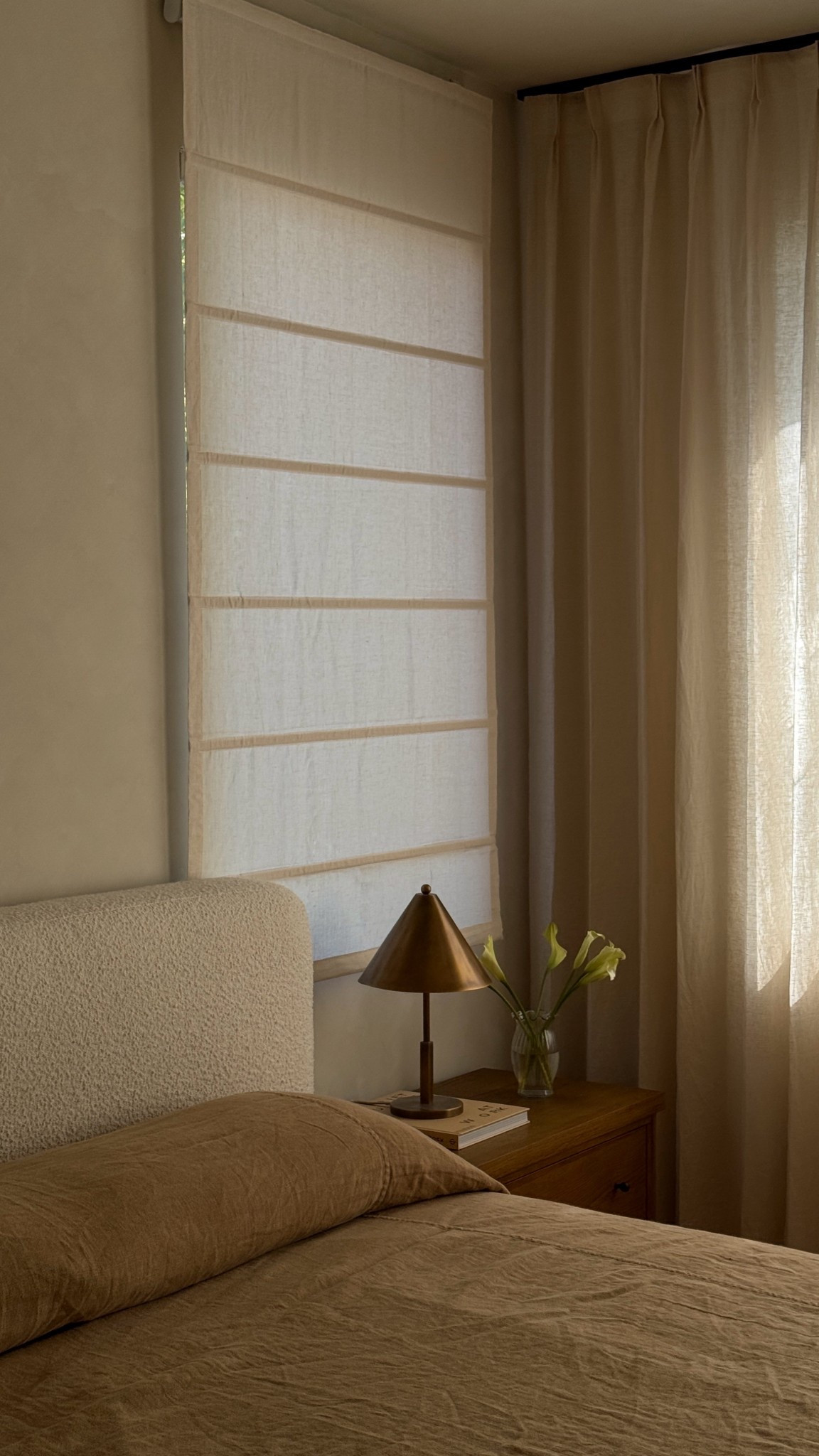 Roman shade in my bedroom 🤎

- color: natural 
- outside mount, unlinedd

#LTKHome