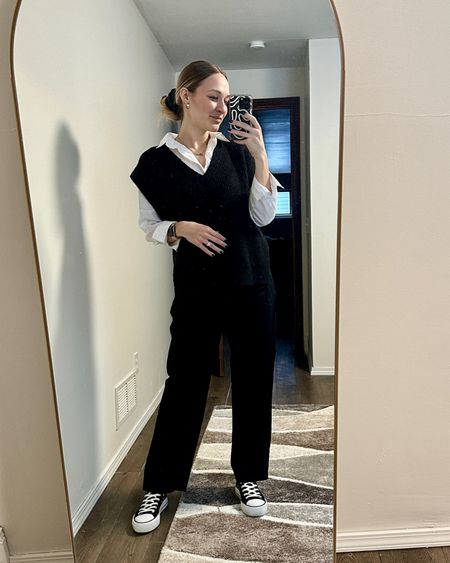 V casual work outfit. 

Casual workwear, women’s workwear, business casual outfits, comfy workwear, women’s work outfits, office wear, office outfitts

#LTKworkwear #LTKfindsunder100 #LTKfindsunder50
