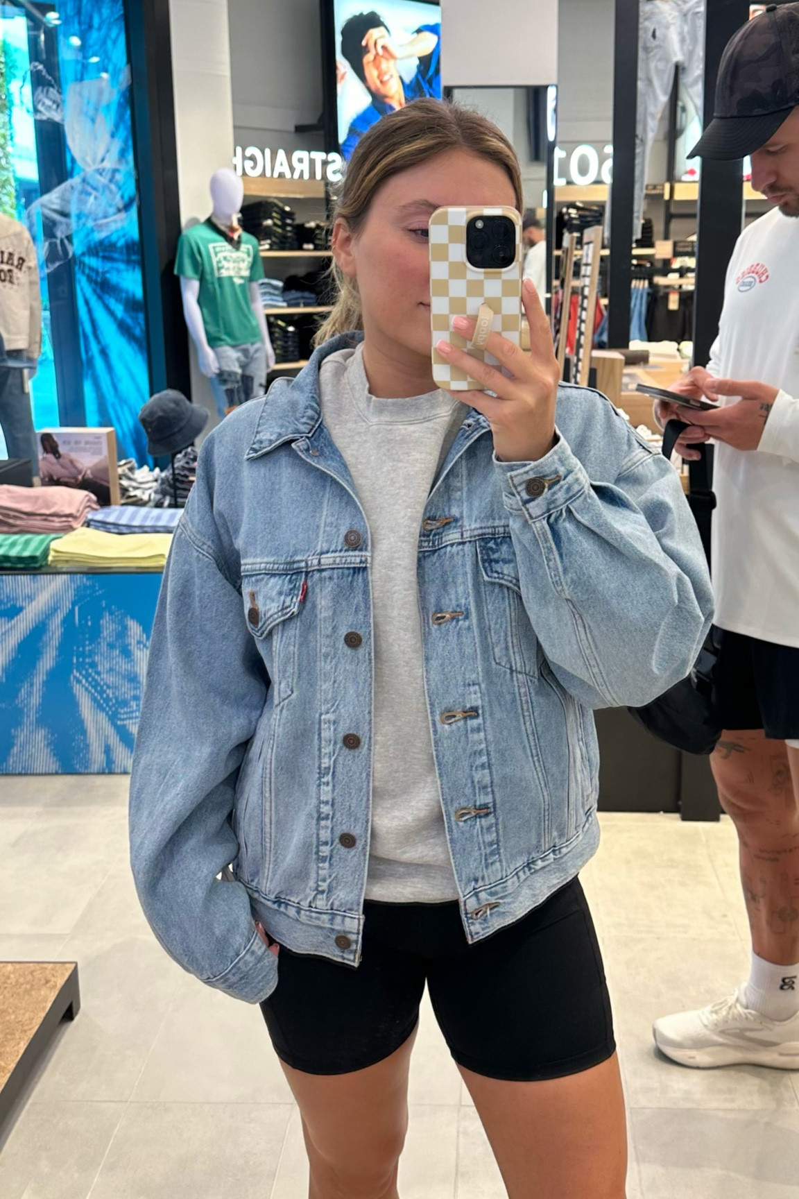 bought this levi’s jacket because i was cold in cali and now im obsessed!! incredible on the whim purchase lol 