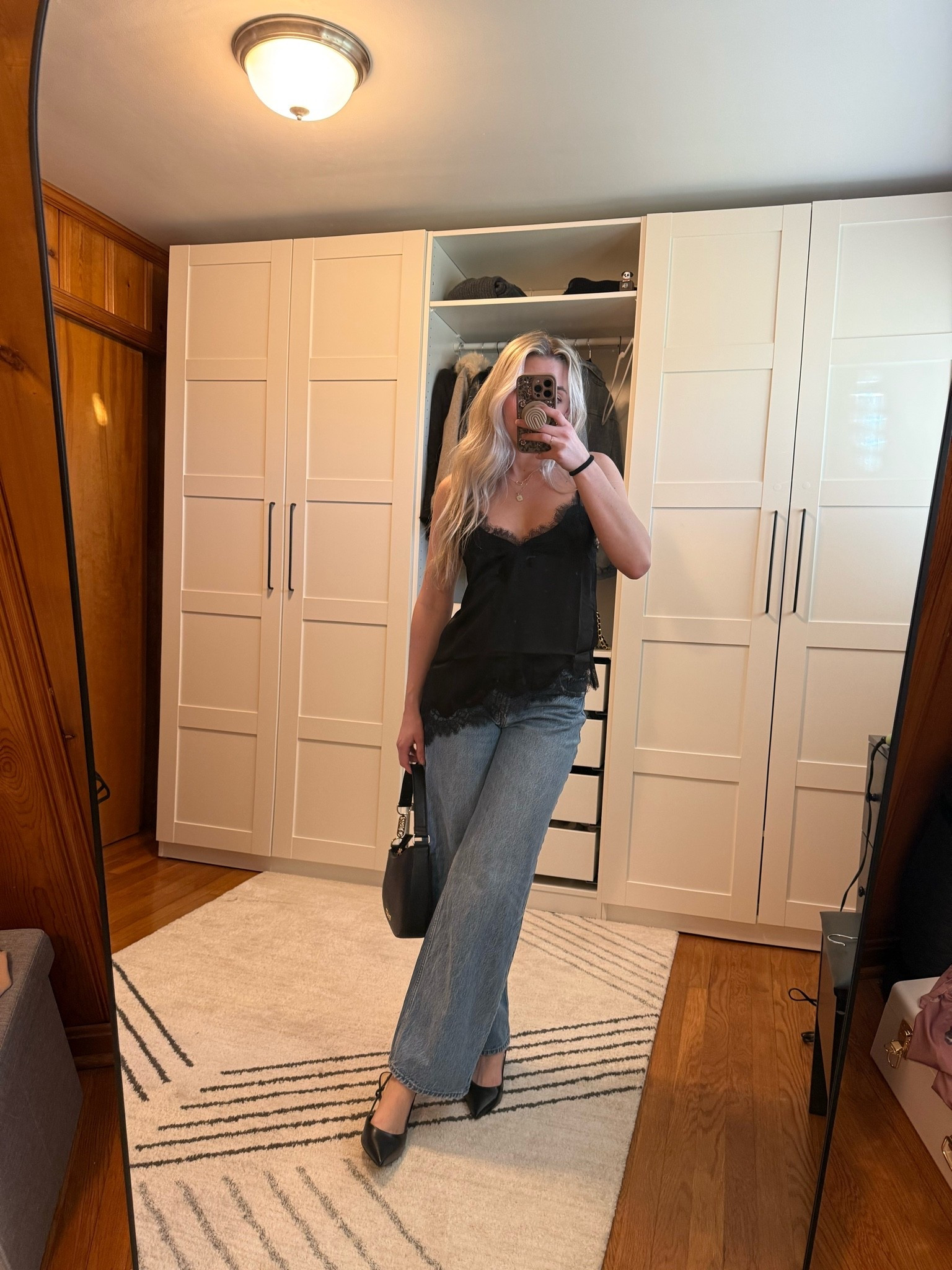 Lace cami top, low rise jeans, street wear, going out outfit, outfit ideas, ootd, girly outfit, trendy