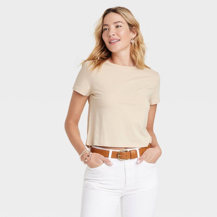 Women's Shrunken Short-Sleeve T-Shirt - Universal Thread™ | Target