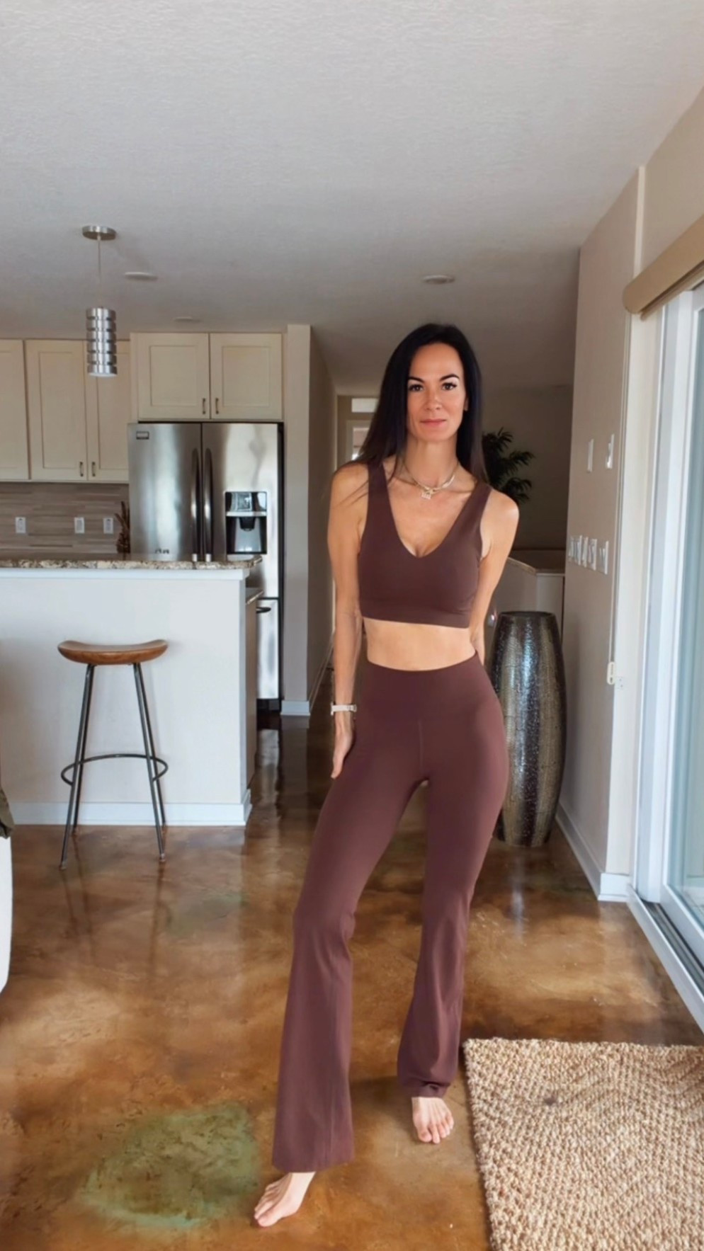 Pilates first. Life later. 🩵🤎

Soft set, sneaky layers, and a jacket that means business.

If your workout outfit can’t pull double duty… we need to talk.

Wearing XS

#NicoleColeeStyle
#PilatesOutfit
#AthleisureWear
#OOTDFitness
#StyledForRealLife

Nicole Colee, free people, Pilates, yoga, gym outfit 




#LTKdayinmylife #LTKfitnessgoals #LTKActive