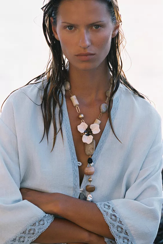 FLOWER STONE NECKLACE | Zara US