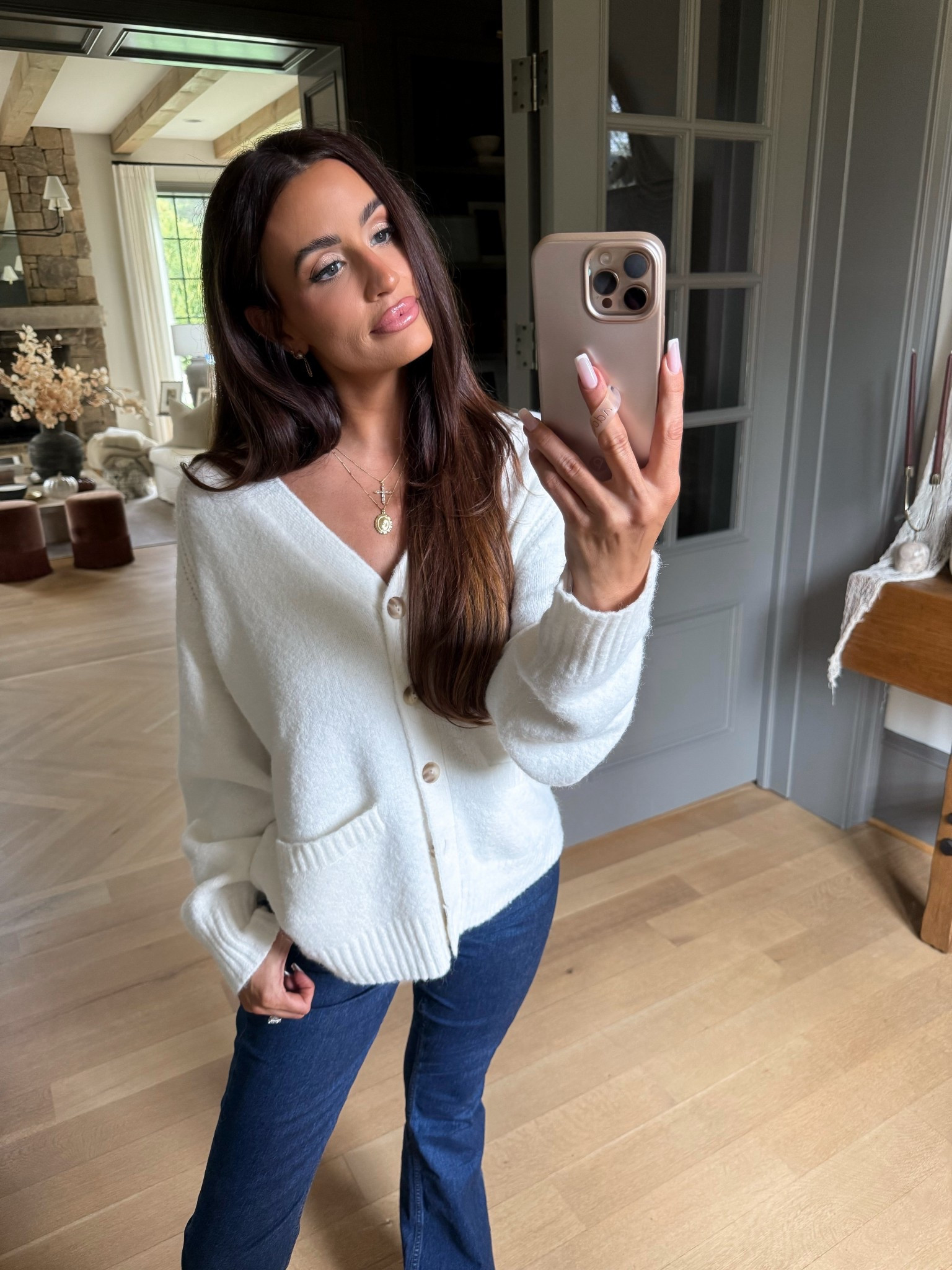 #Abercrombiepartner Almost everything is 20% off at @abercrombie right now with an additional 25% off using a stackable code through the LTK Fall Sale. See details below:
* Offer valid in stores and online September 25, 2025 to September 29, 2025 in US/CA. Exclusions apply as indicated. Online price reflects discount.
* Use code AFLTK to get an additional 25% off everything at checkout from 9/26/25-9/29/25 in US/CA. Excludes clearance and gift cards. See details online.


#LTKSaleAlert #LTKFallSale #LTKFindsUnder100