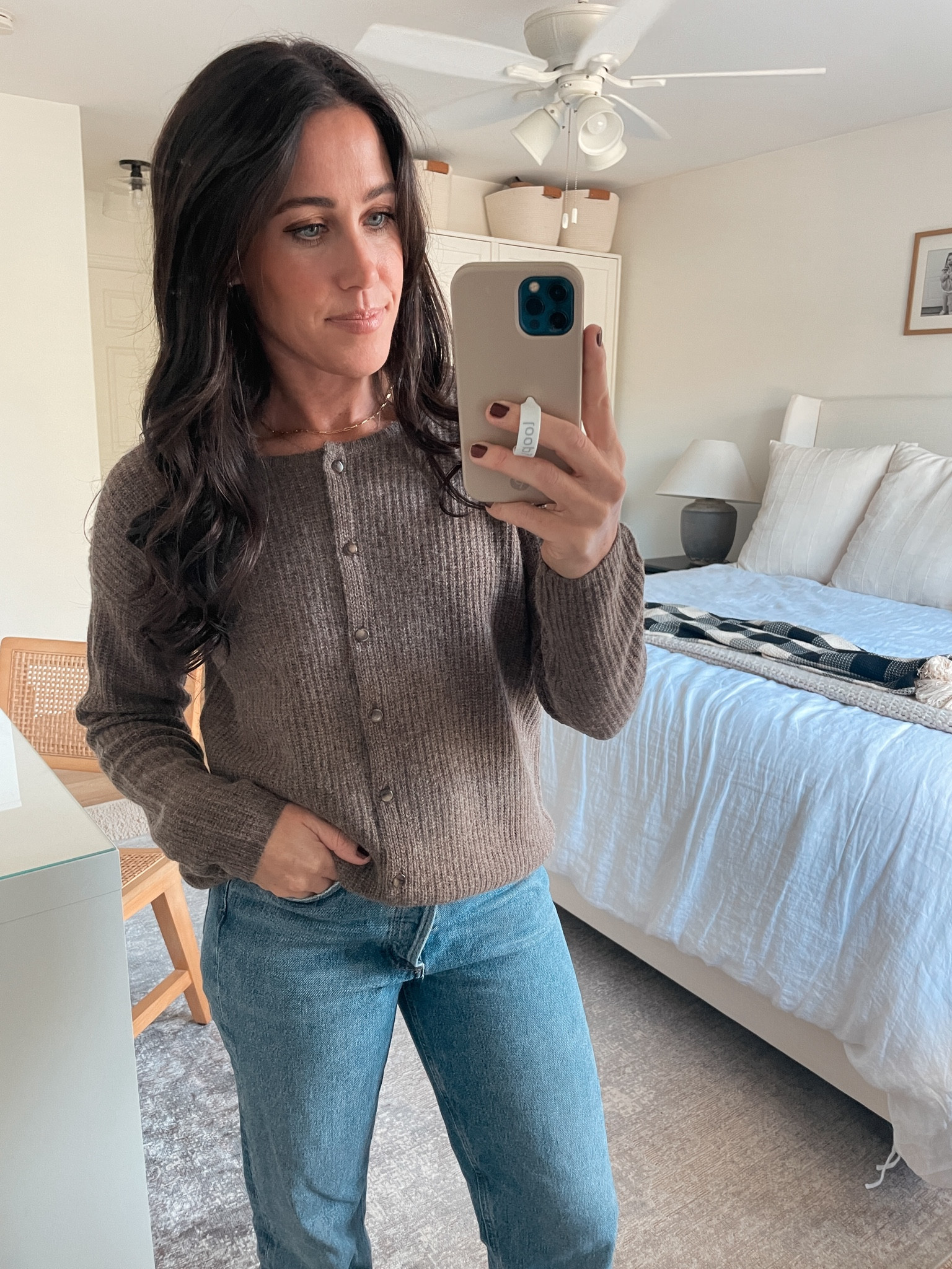 Quince Cardigan wearing small

#LTKSeasonal #LTKStyleTip