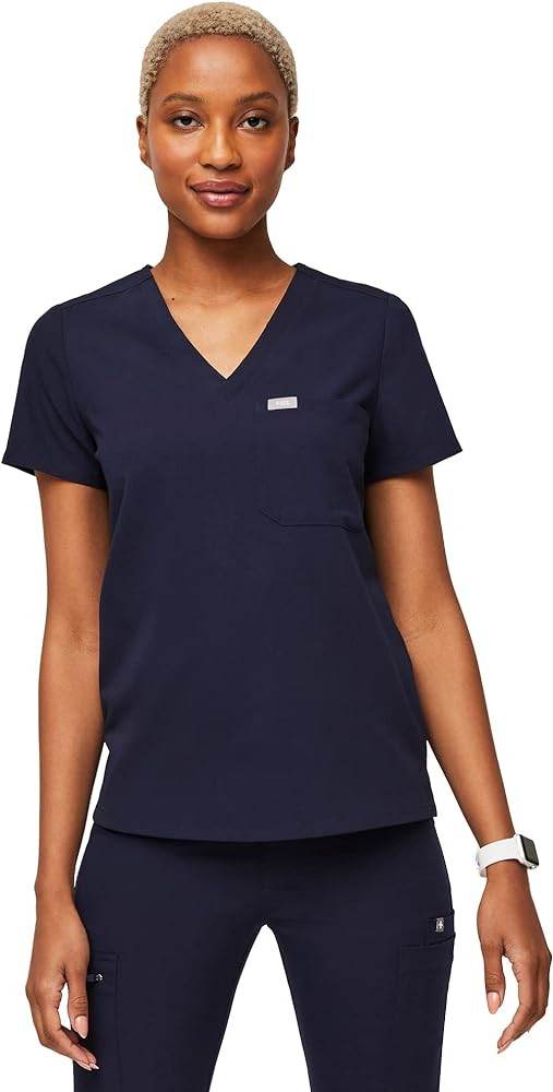 FIGS Catarina Scrub Tops for Women — Classic Fit, 1 Pocket, Four-Way Stretch, Anti-Wrinkle Wome... | Amazon (US)