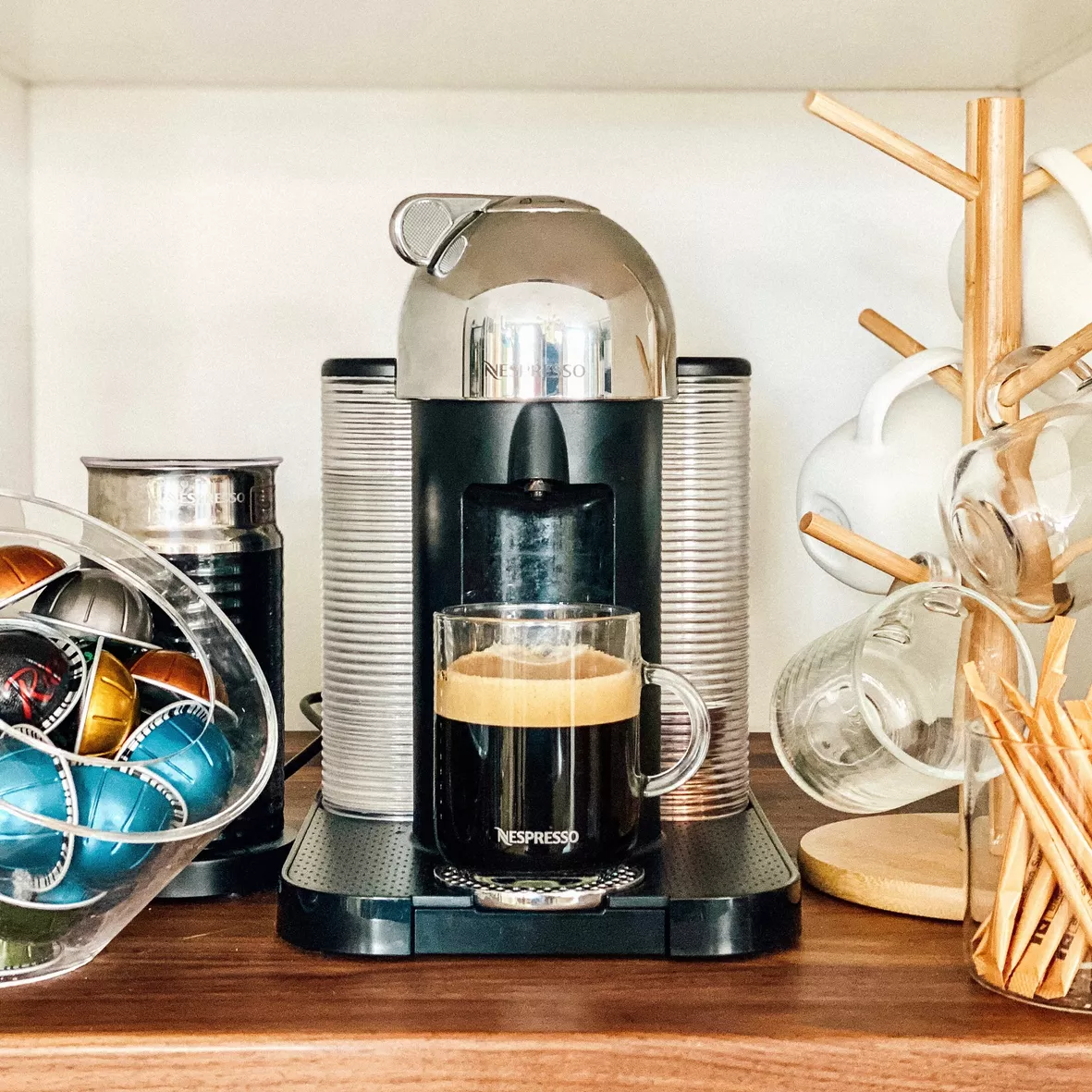 Breville Nespresso Vertuo Espresso Maker/Coffeemaker - Chrome