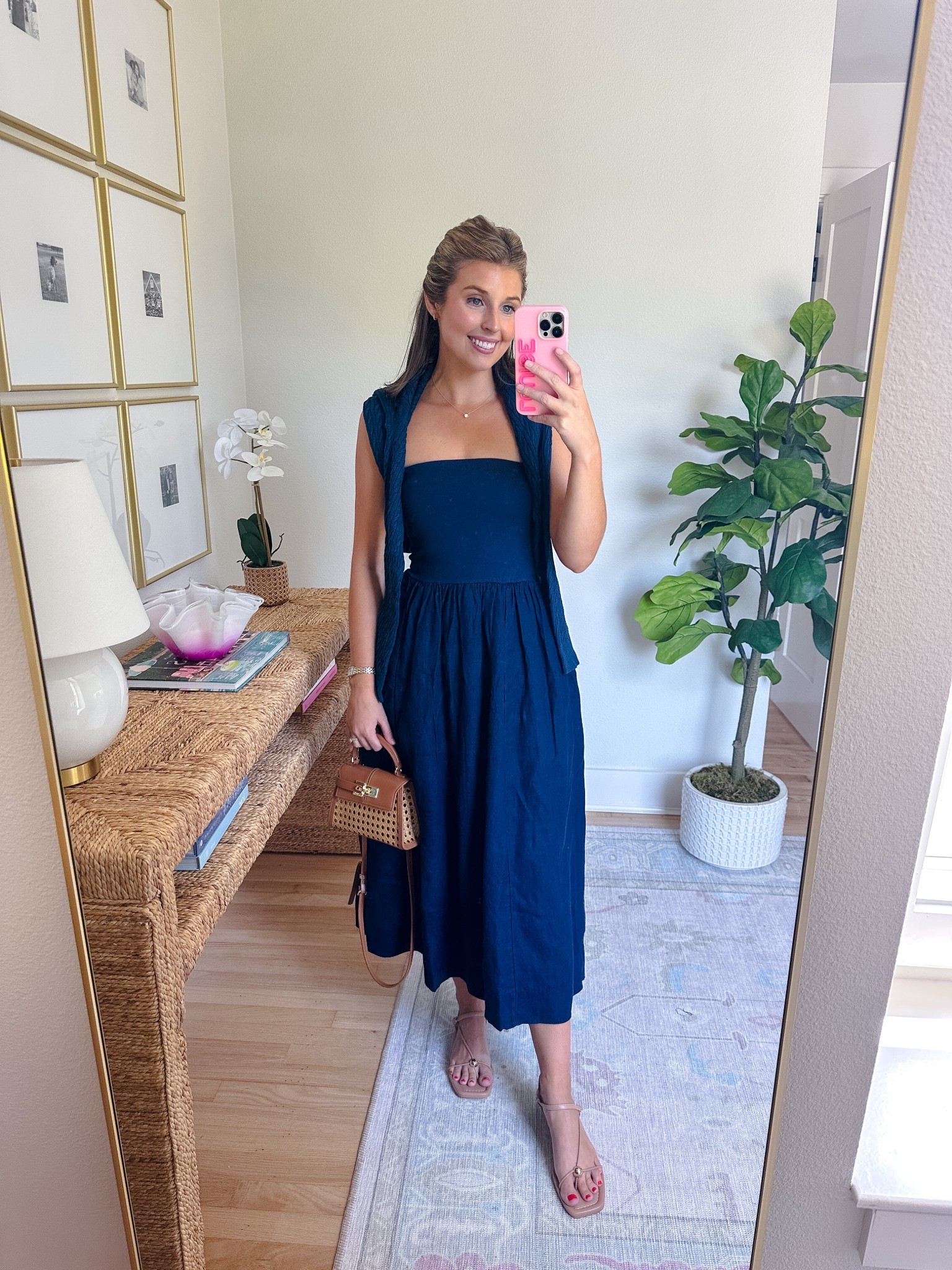 Ootd today! Wearing an XS in dress 