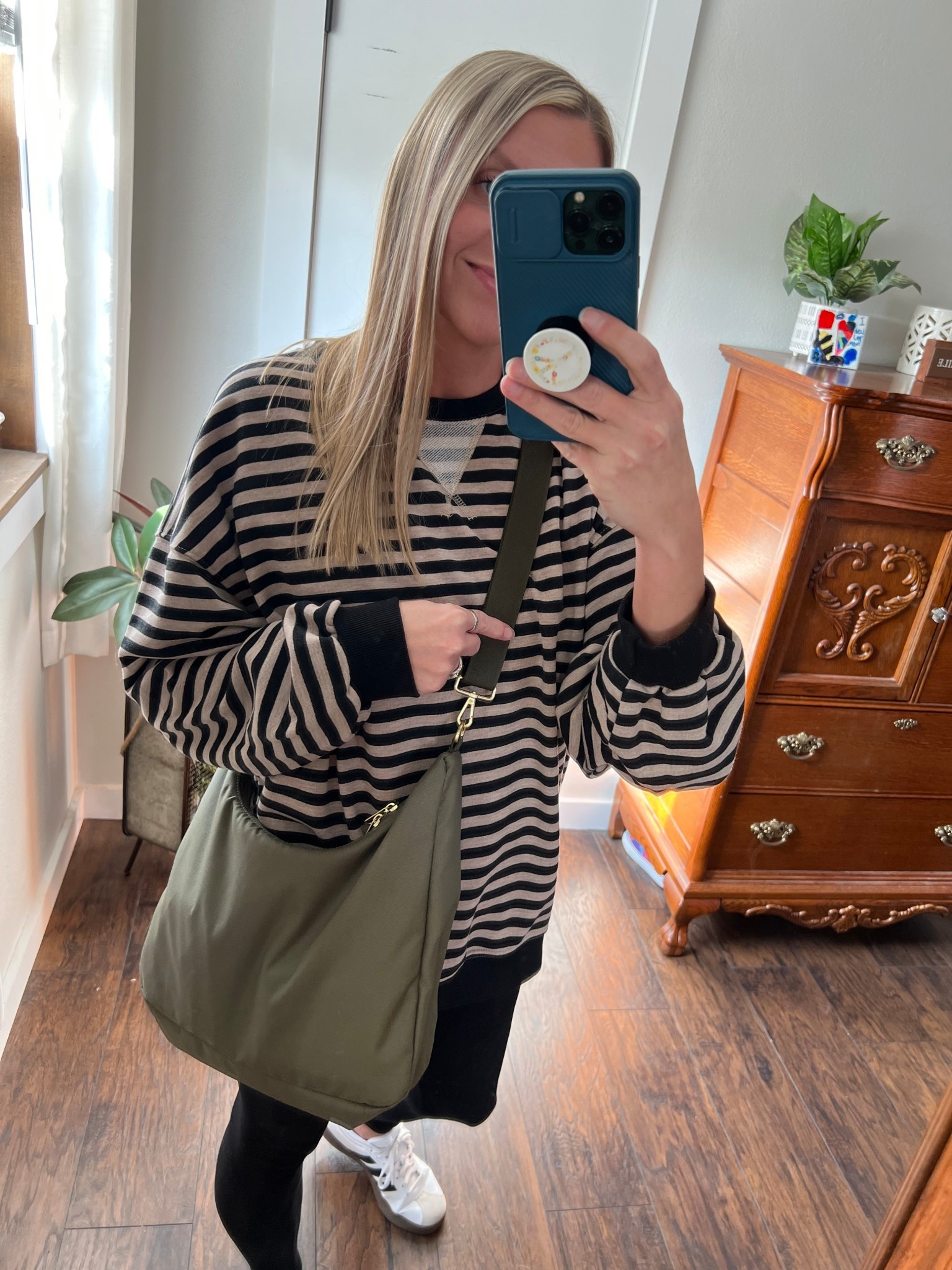 Loving my new cross body bag from #canvelle. It’s machine washable and fits all my things in it - including my book, notebook, & kindle! A definite mom
Essential 

#LTKootd #LTKFindsUnder100 #LTKmomlife