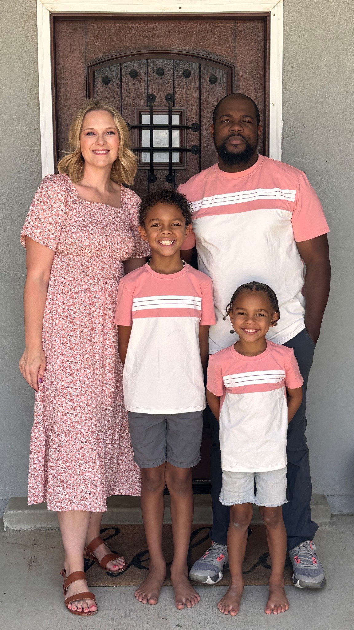 Family photo outfits 

#LTKStyleTip #LTKFamily #LTKU