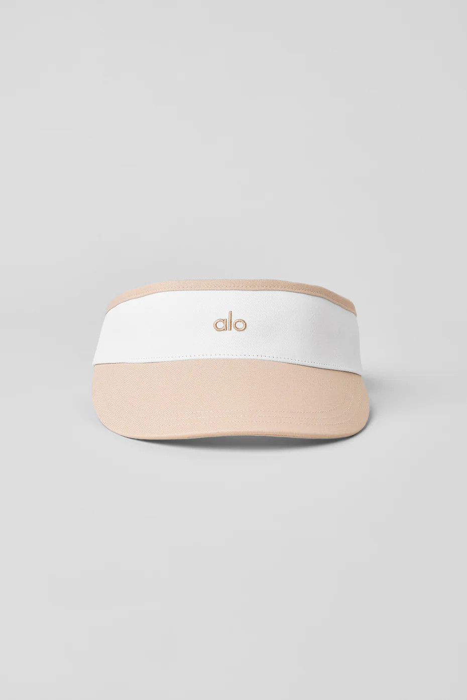ALO | Colorblock Visor in Macadamia/White Beige | Alo Yoga