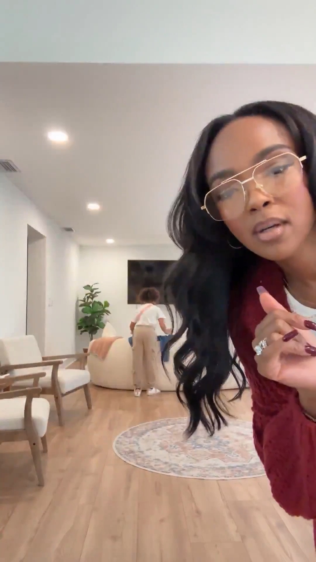 Mommy & Me Fall Outfits 🍁  

Cozy, casual, and coordinated  neutral tones with comfy knits for the perfect fall weekend look. Effortless style that keeps both mom and mini warm and chic all season long.  

Perfect for coffee runs, errands, or family outings.  

📏 Sizing: My Cardigan (S) | Tee (S) | Jeans (27) | Mini’s Outfit (TTS)  

#LTKFamilyStyle #MommyAndMeLooks #FallCozyVibes  

Follow my Instagram @kirasfashionfinds on the @shop.LTK app to view this post and get my exclusive app-only content!



#LTKootd #LTKgrwm