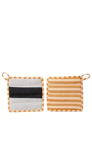 Sol Potholder in Honey | Revolve Clothing (Global)