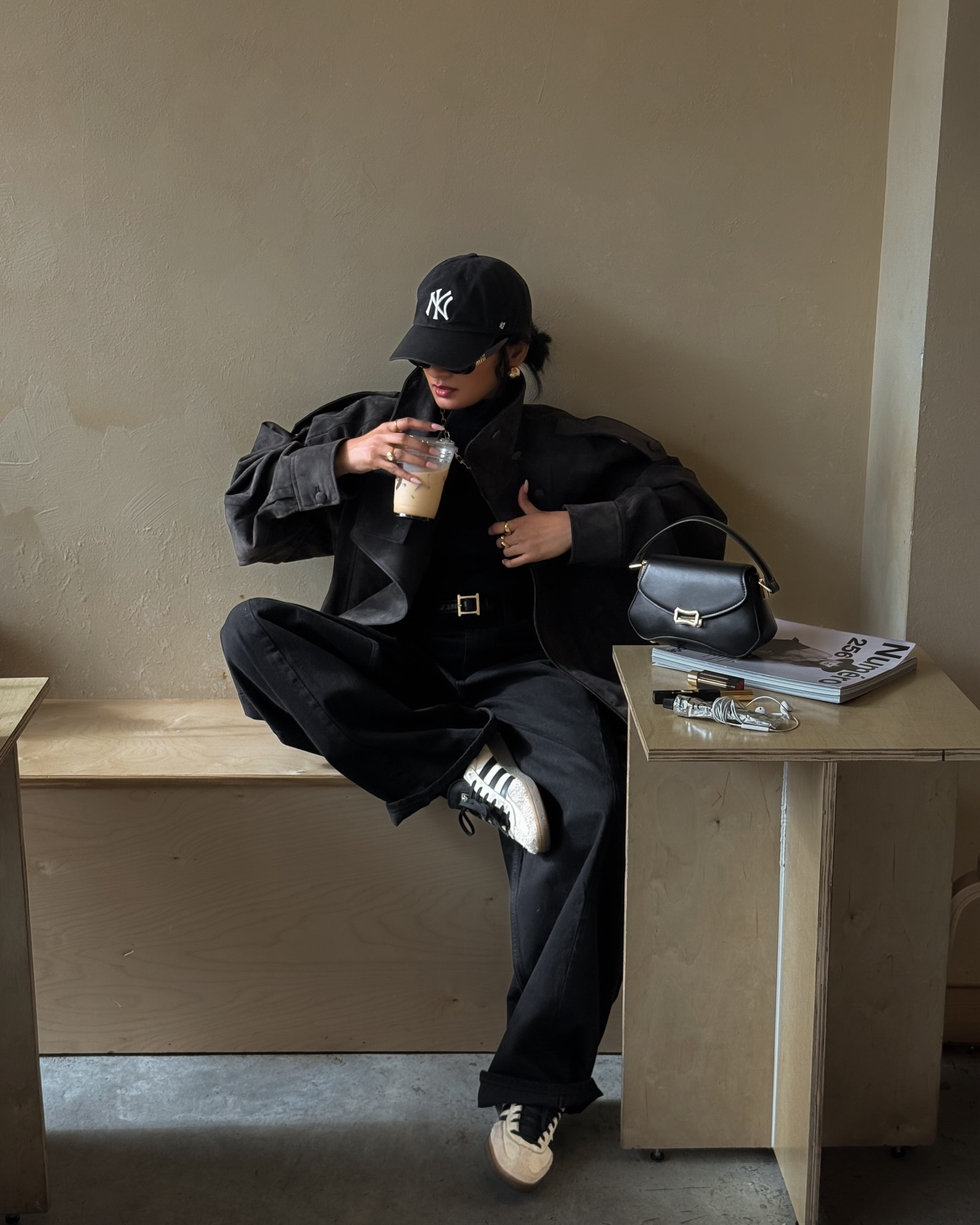 Sundays…. 🖤🫶☕

#LTKValentine #LTKootd #LTKgrwm