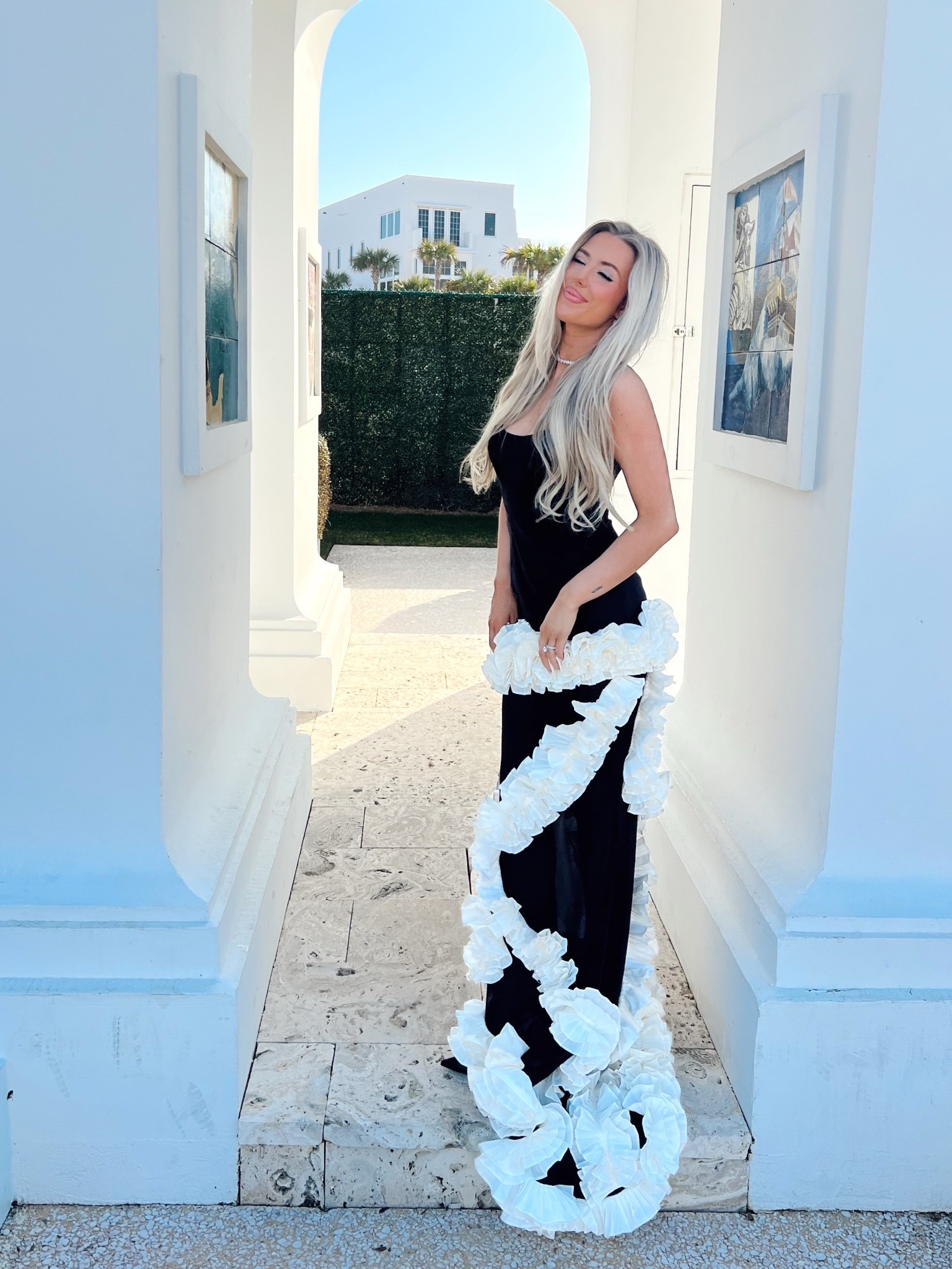 The most PERFECT dress you will ever get your hands on 🖤🤍

#LTKBeauty #LTKStyleTip #LTKU